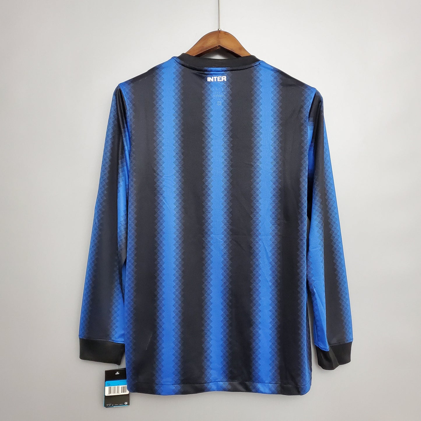 Inter Milan Home Shirt 10/11 - Long Sleeve Retro Version