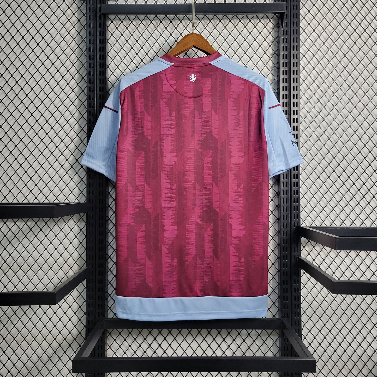 Camisola Aston Villa Home 23/24 Castore Adepto Masculina
