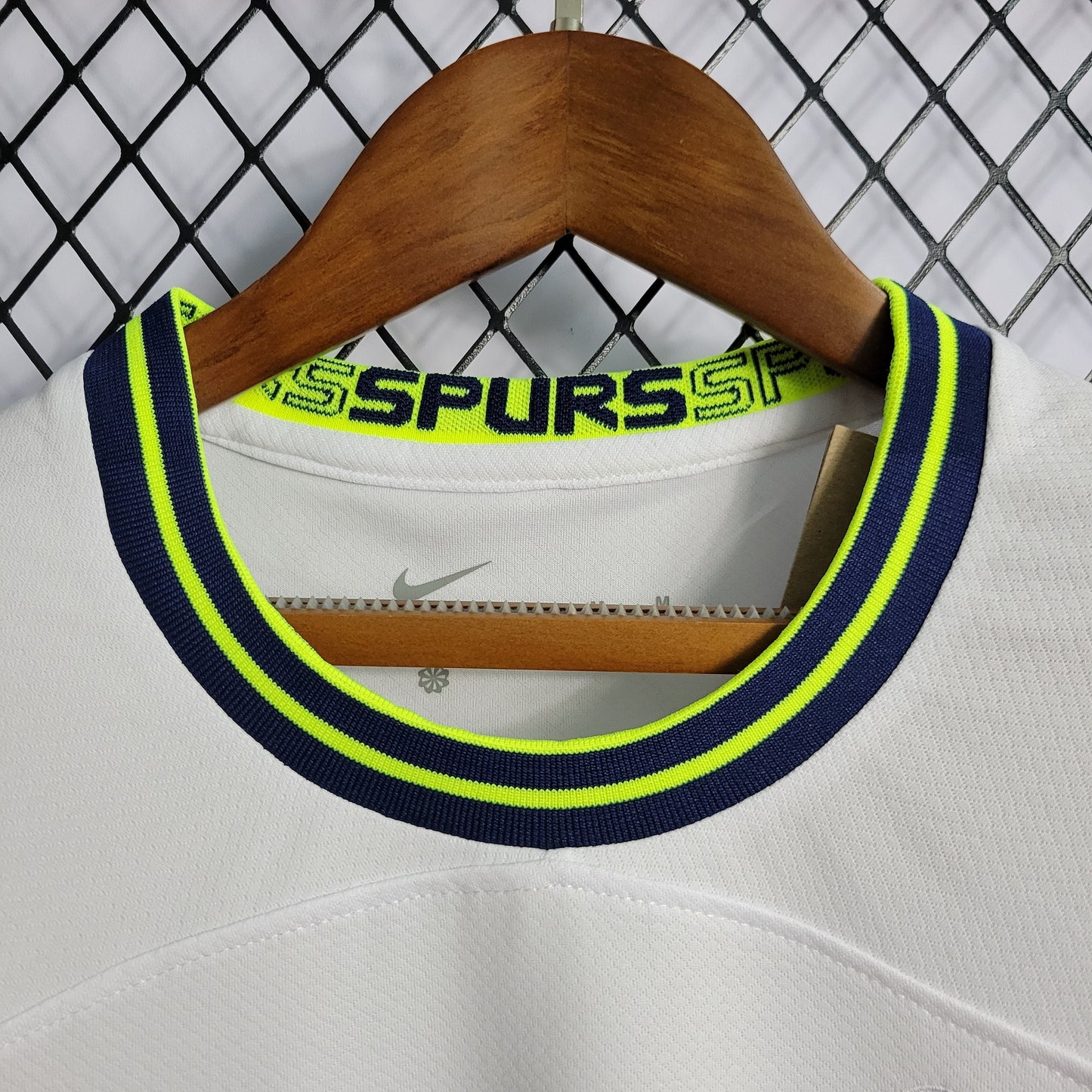 Camisola Tottenham Titular 22/23 - Versão Feminina