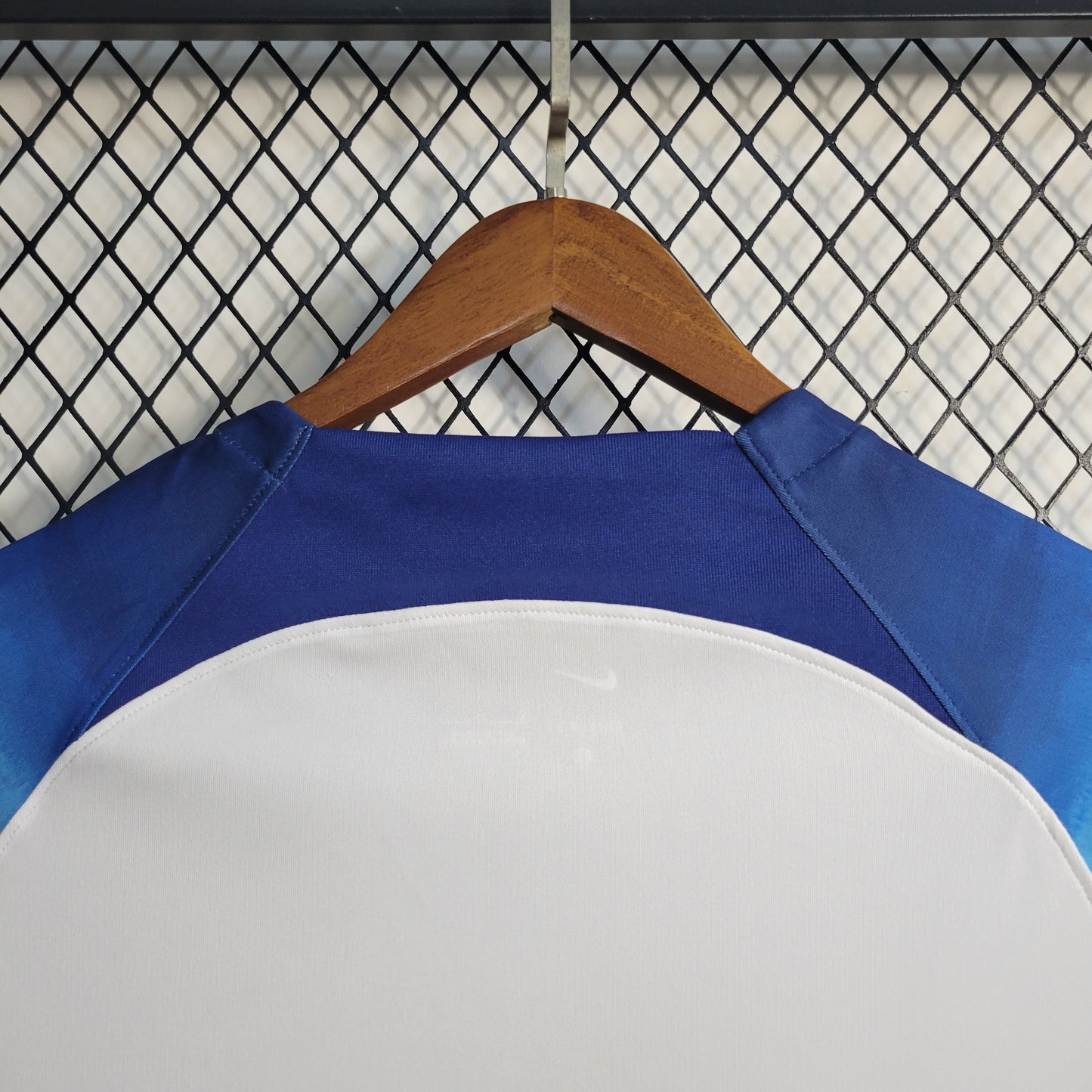 Camisola Inglaterra Titular 22/23 - Versão Adepto