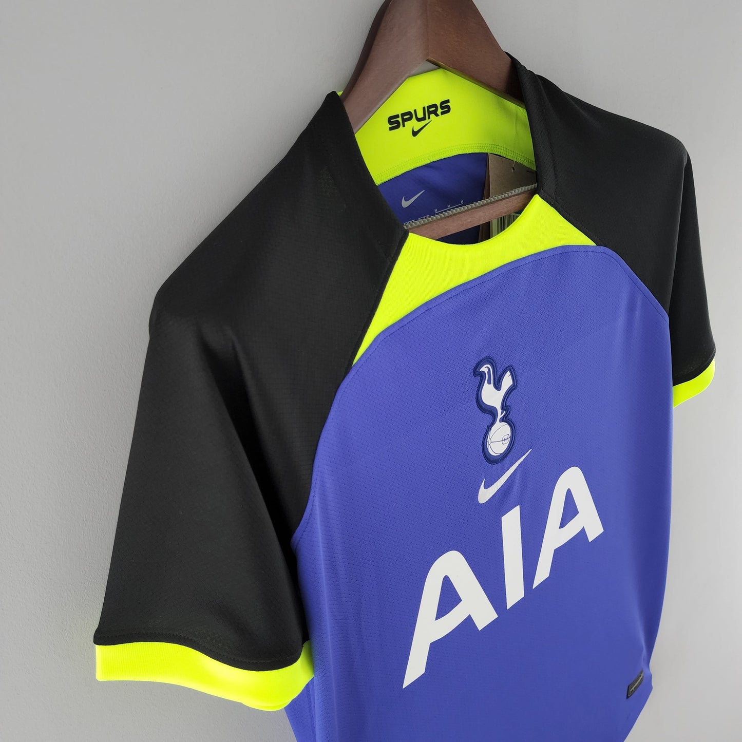 Camisola Tottenham Reserva 22/23 - Versão Adepto