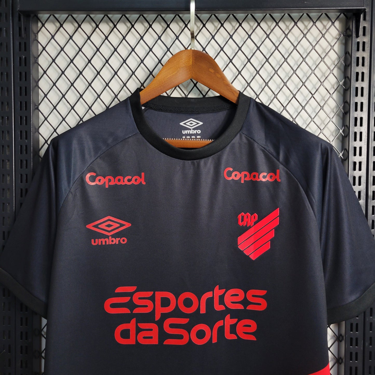 Camisola Athletico Paranaense Away 23/24 - Umbro Adepto Masculina