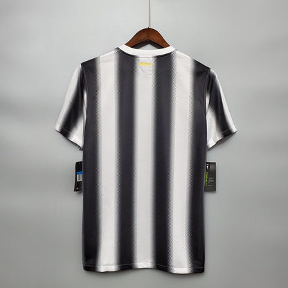 Juventus Home Shirt 11/12 - Retro Version