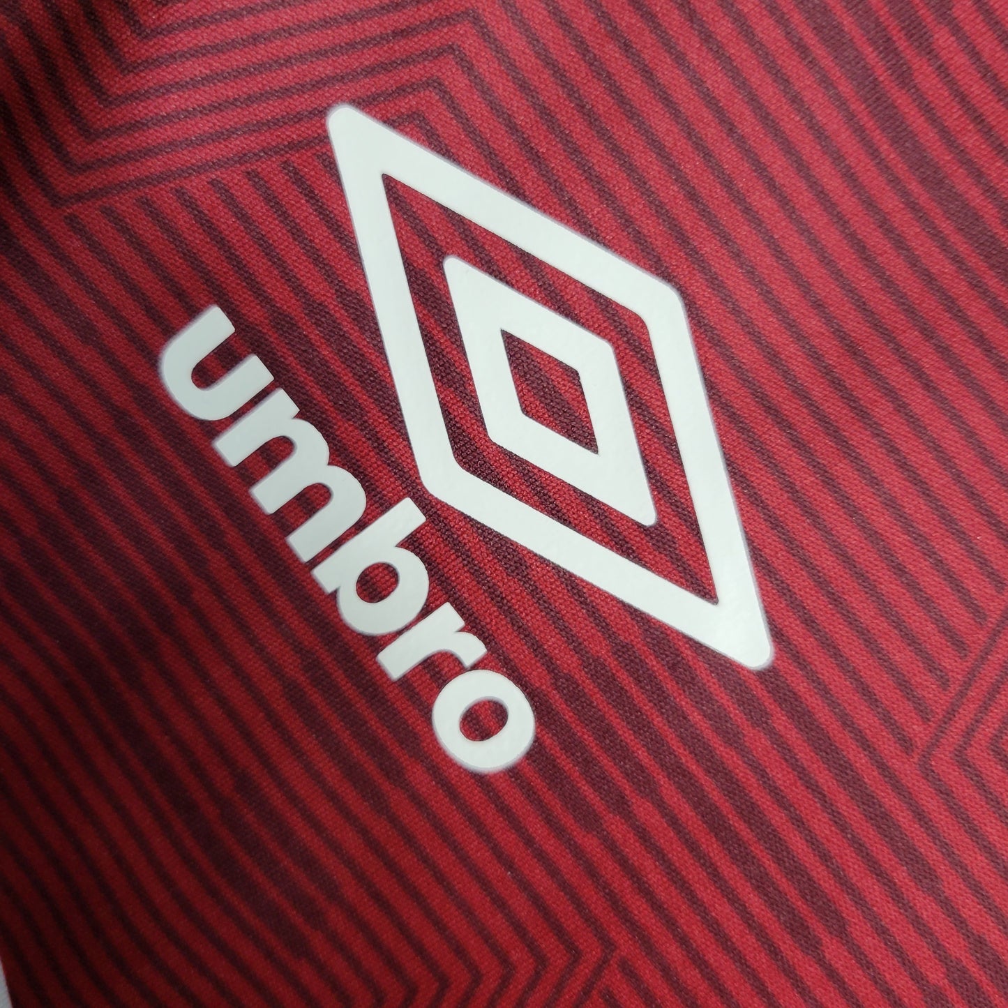 Camisola Fluminense Treino 23/24 - Umbro Adepto Masculina