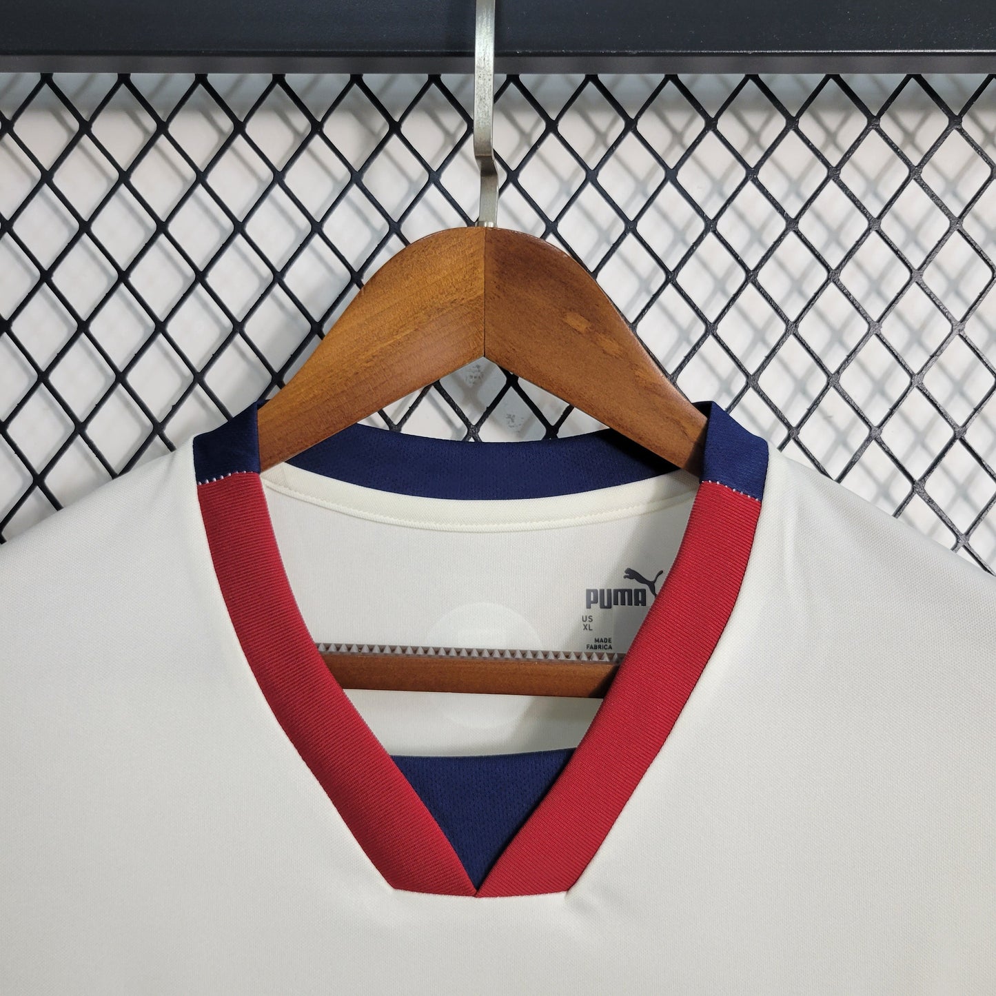 Camisola PSV Away 23/24 - Puma Adepto Masculina