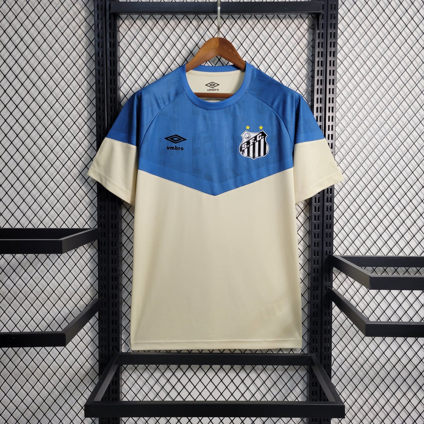 Camisola Santos Treino 23/24 - Umbro Adepto Masculina