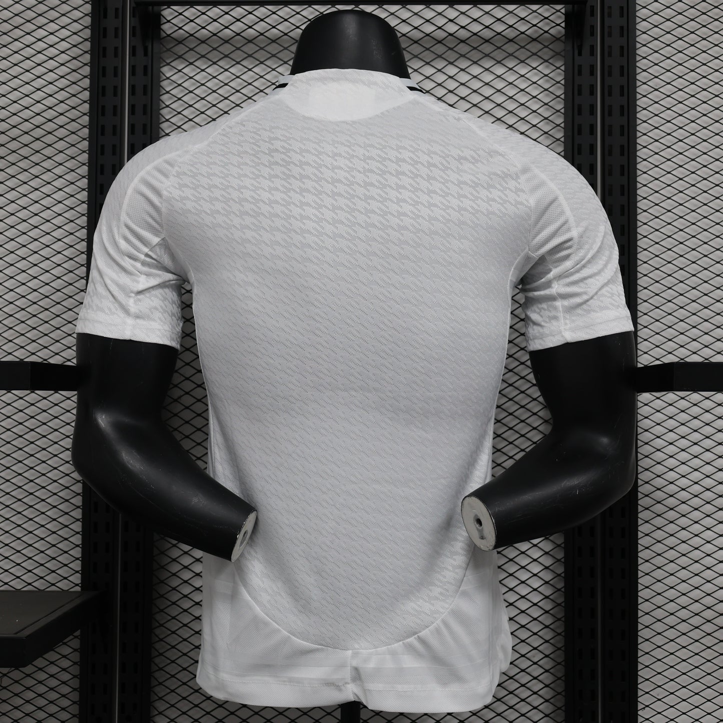 Camisola Real Madrid Home 24/25 - Versão Jogador - Lançamento