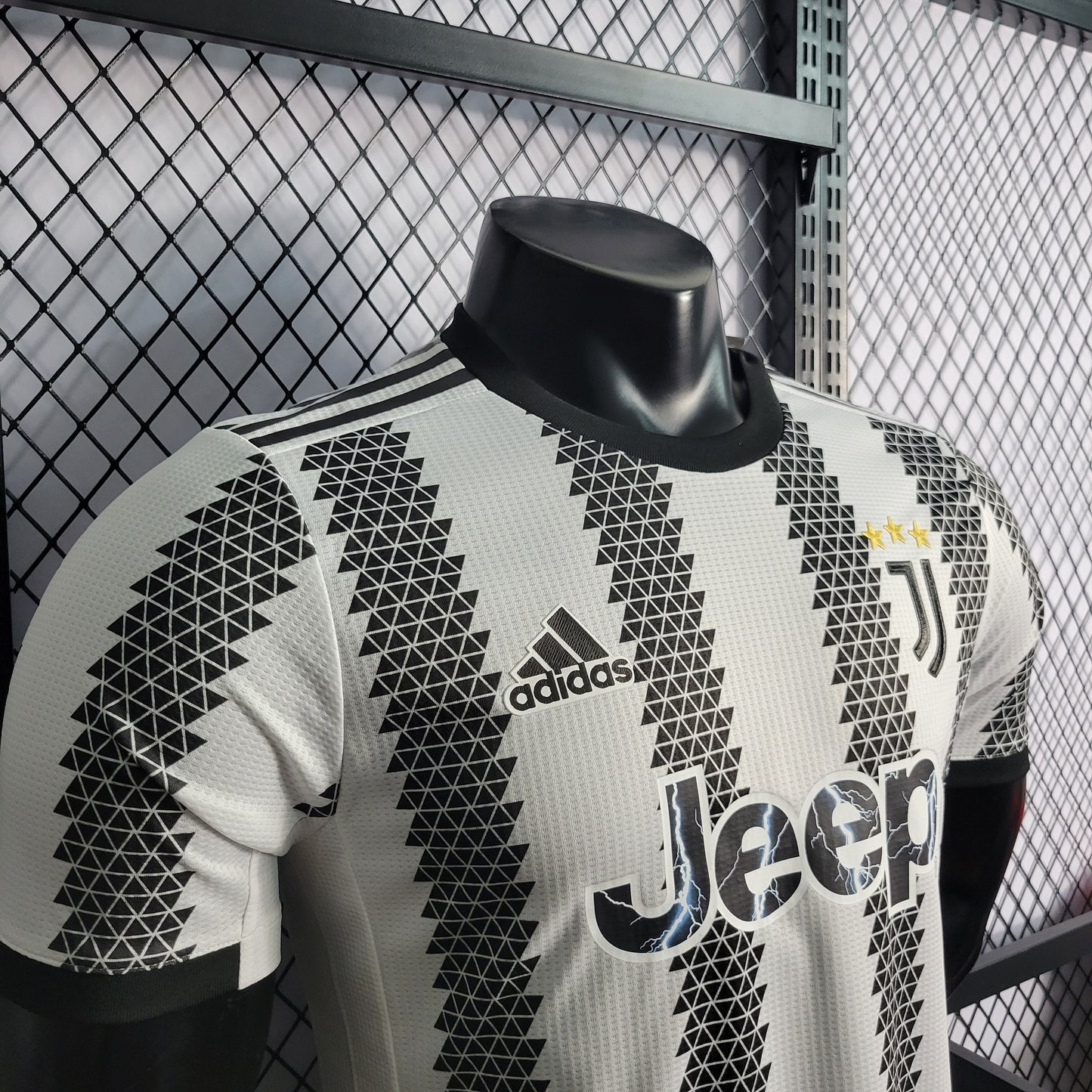 Camisola Juventus Titular 22/23 - Versão Jogador