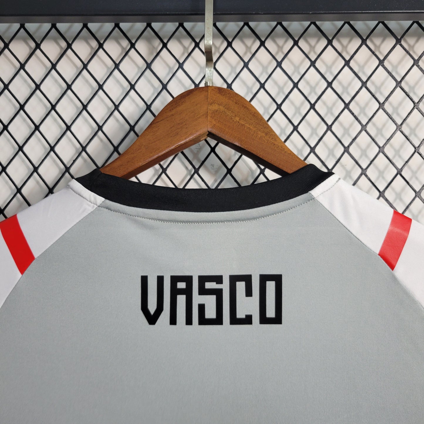 Camisola Vasco Treino 23/24 - Kappa Adepto Masculina - Cinza
