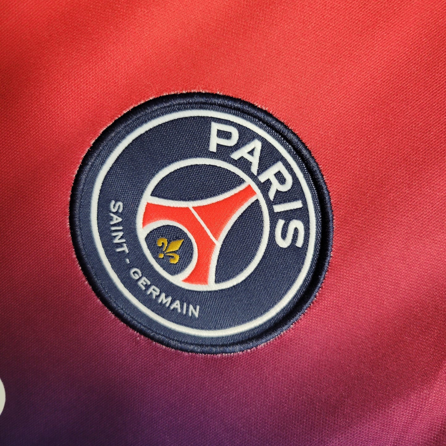 Camisola PSG Treino Vermelha e Azul 23/24