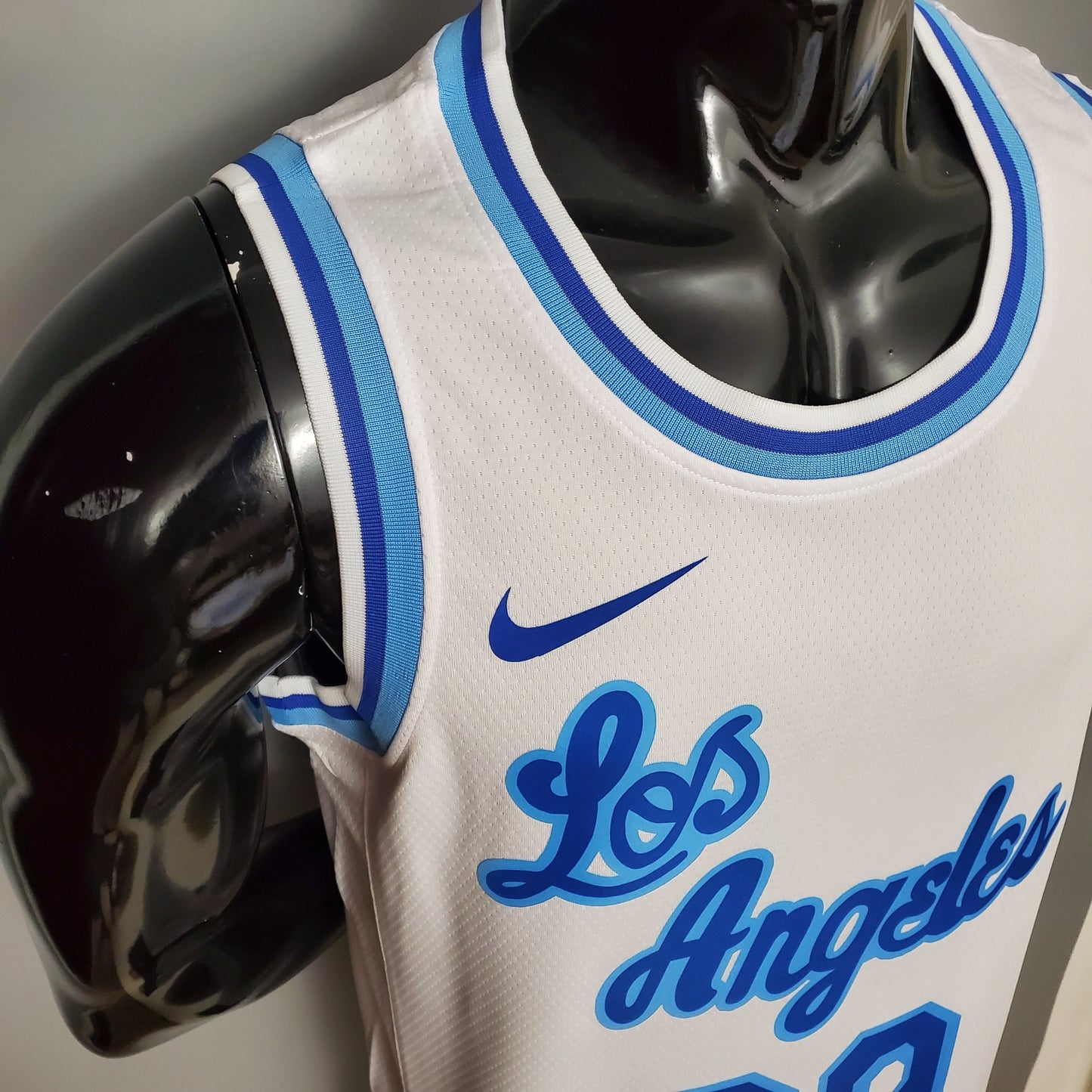 Camisola NBA Lakers #39 Howard Retro Night White - 23/24