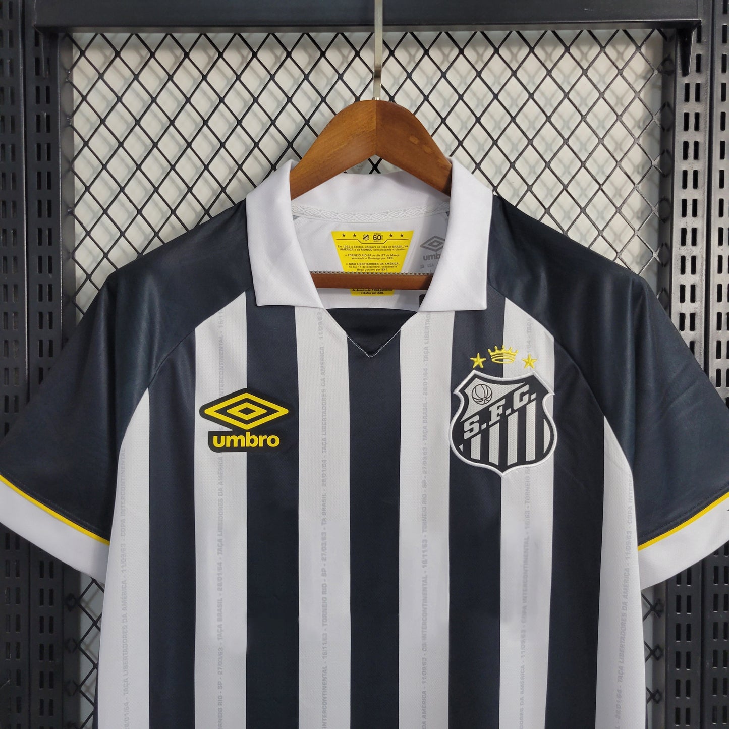 Camisola Santos Away 23/24 - Umbro Adepto Masculina