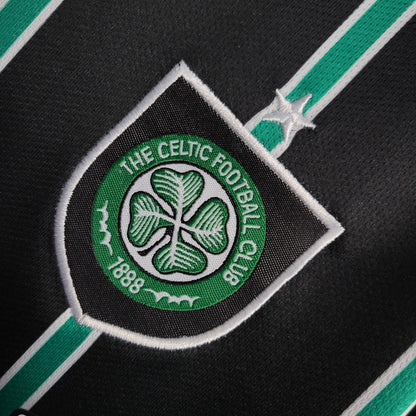 Celtic Reserve Children's Kit 22/23