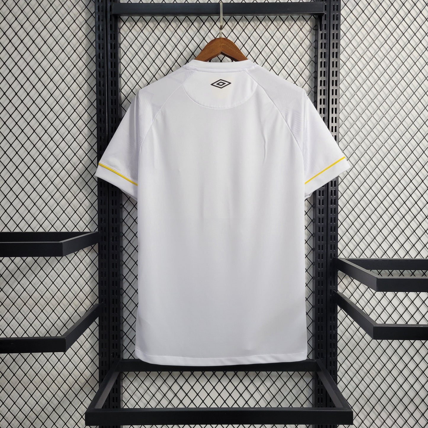 Camisola Santos Home 23/24 - Umbro Adepto Masculina