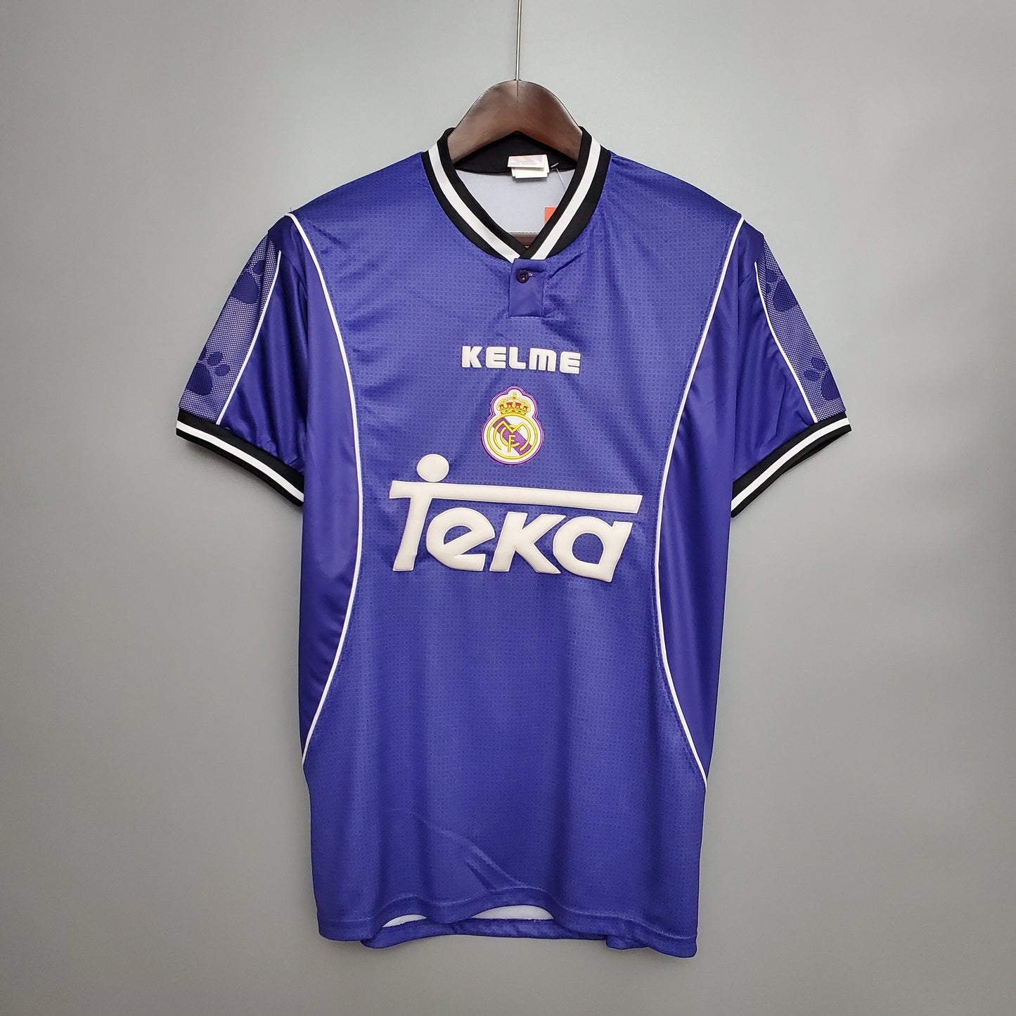Camisola Real Madrid Reserva 97/98 - Versão Retro