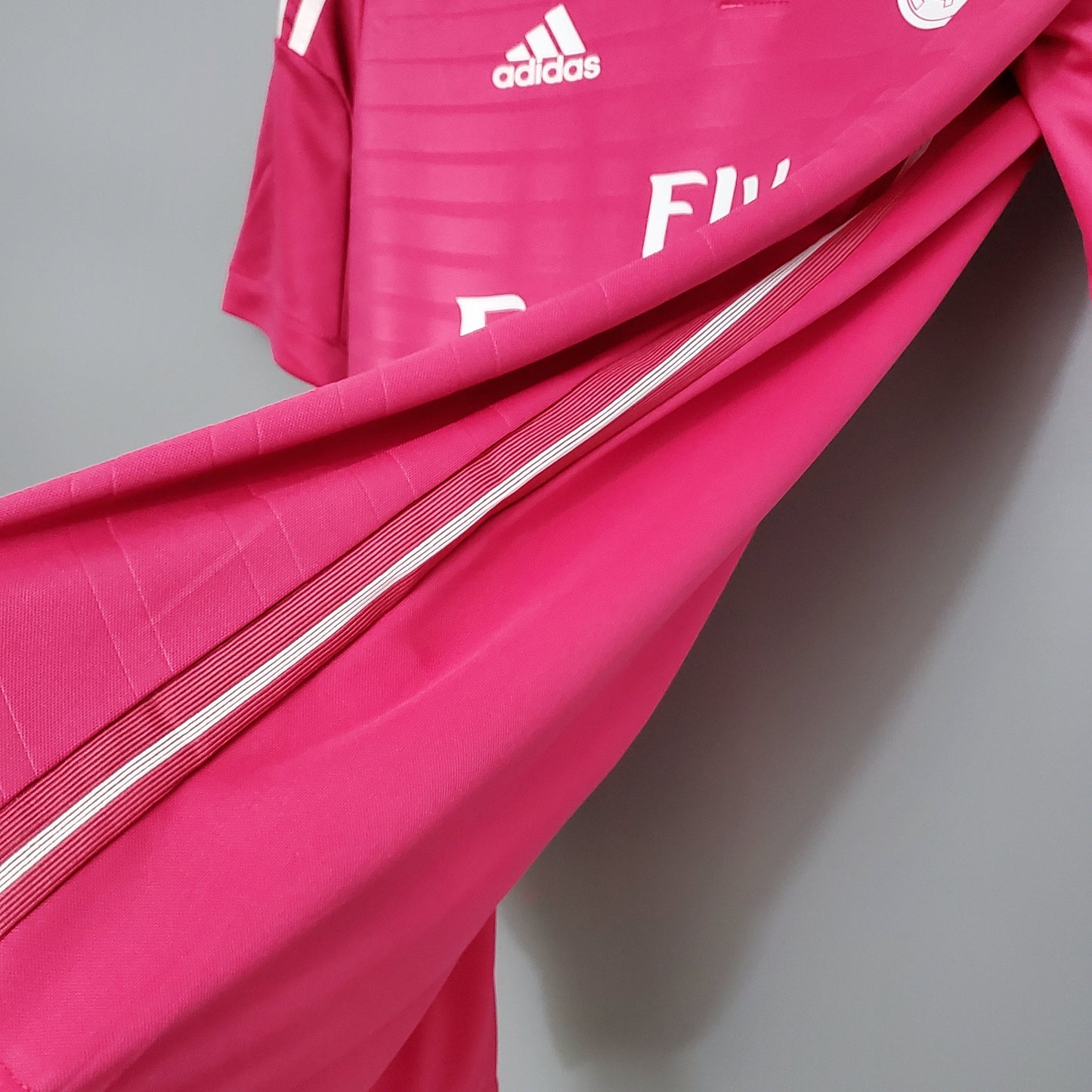 Camisola Real Madrid Reserva 14/15 - Versão Retro