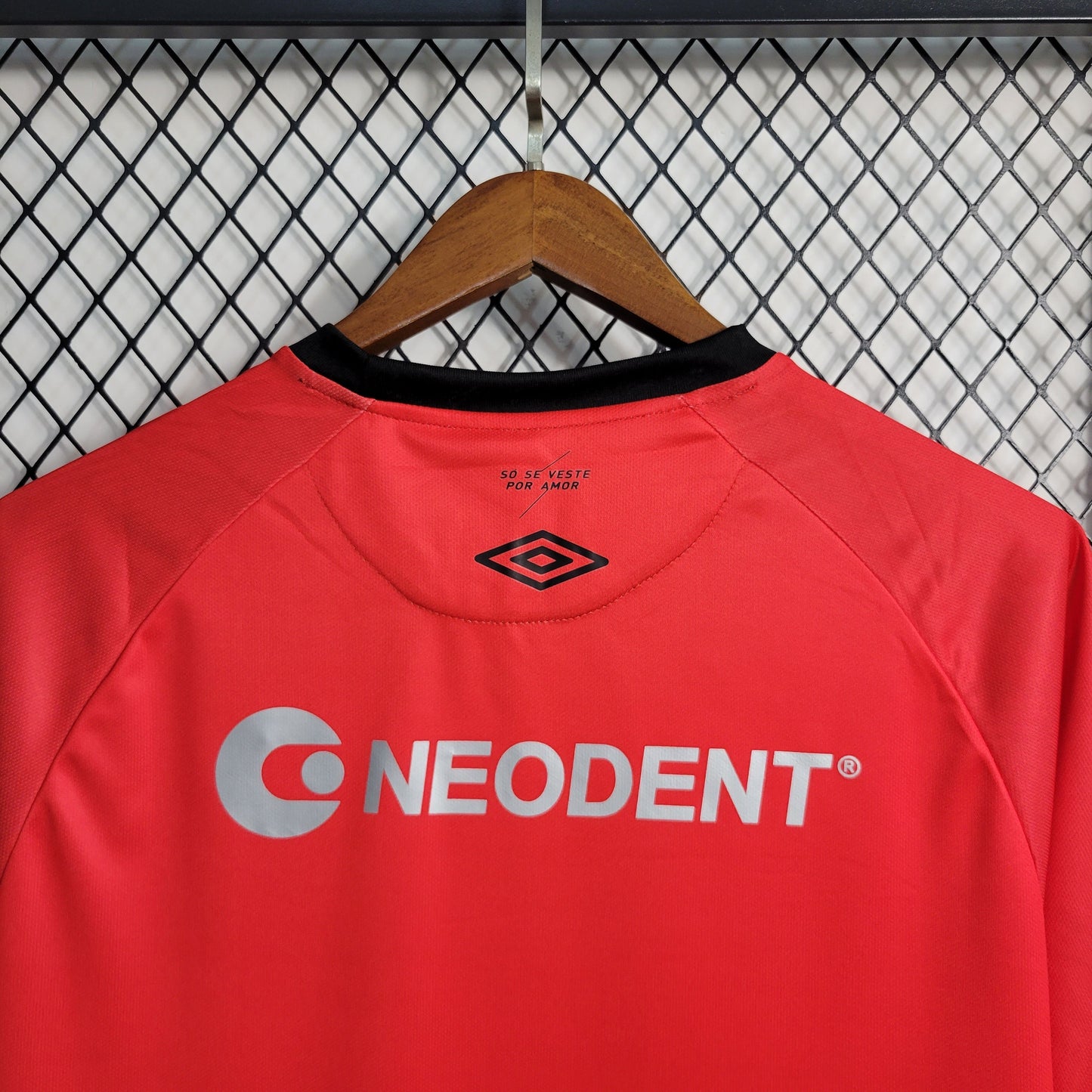 Camisola Athletico Paranaense Home 23/24 - Umbro Adepto Masculina
