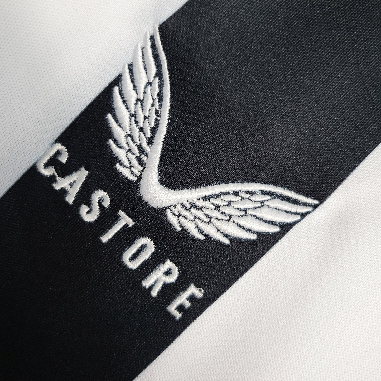 Camisola NewCastle Home 23/24 - Castore Adepto Masculina