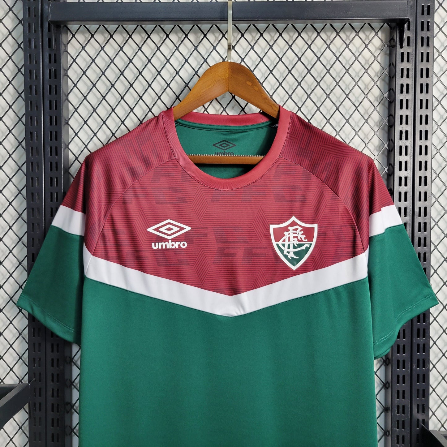 Camisola Fluminense Treino 23/24 - Umbro Adepto Masculina