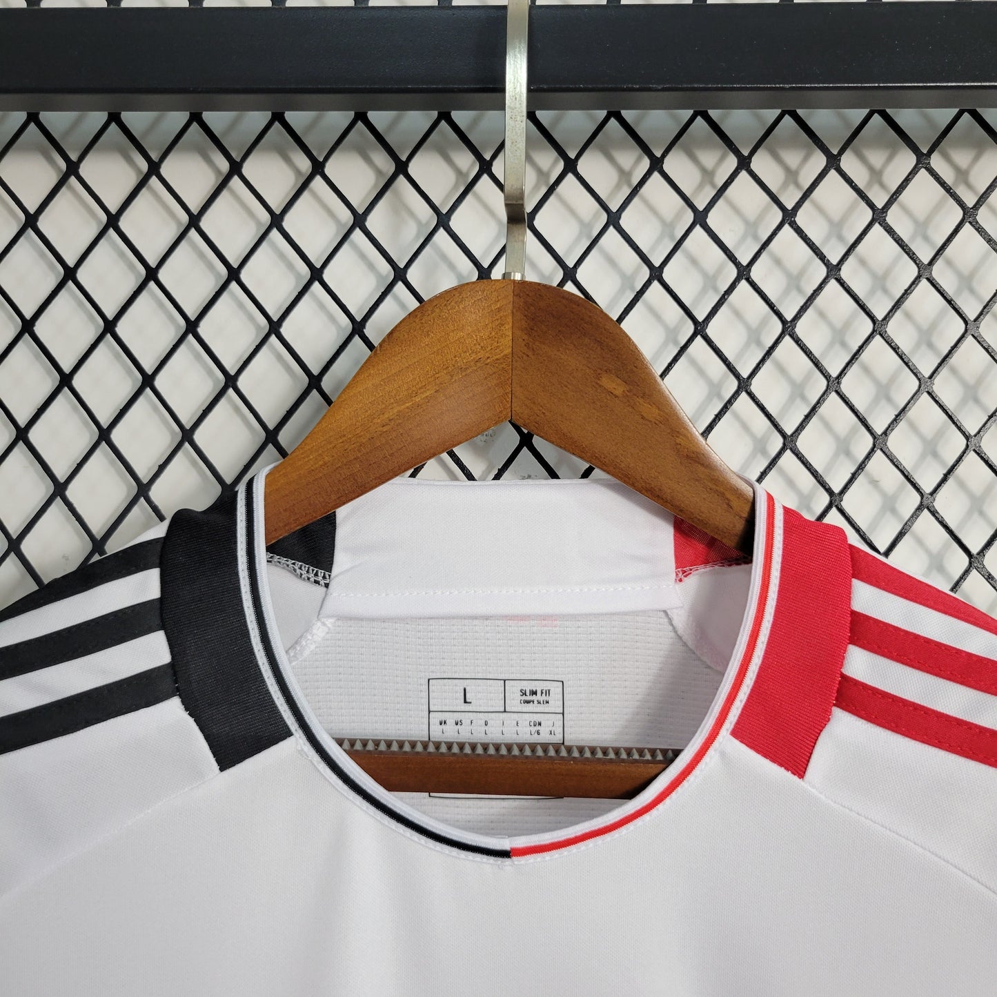 Benfica Away 23/24 - Adidas Fan Men's - Release