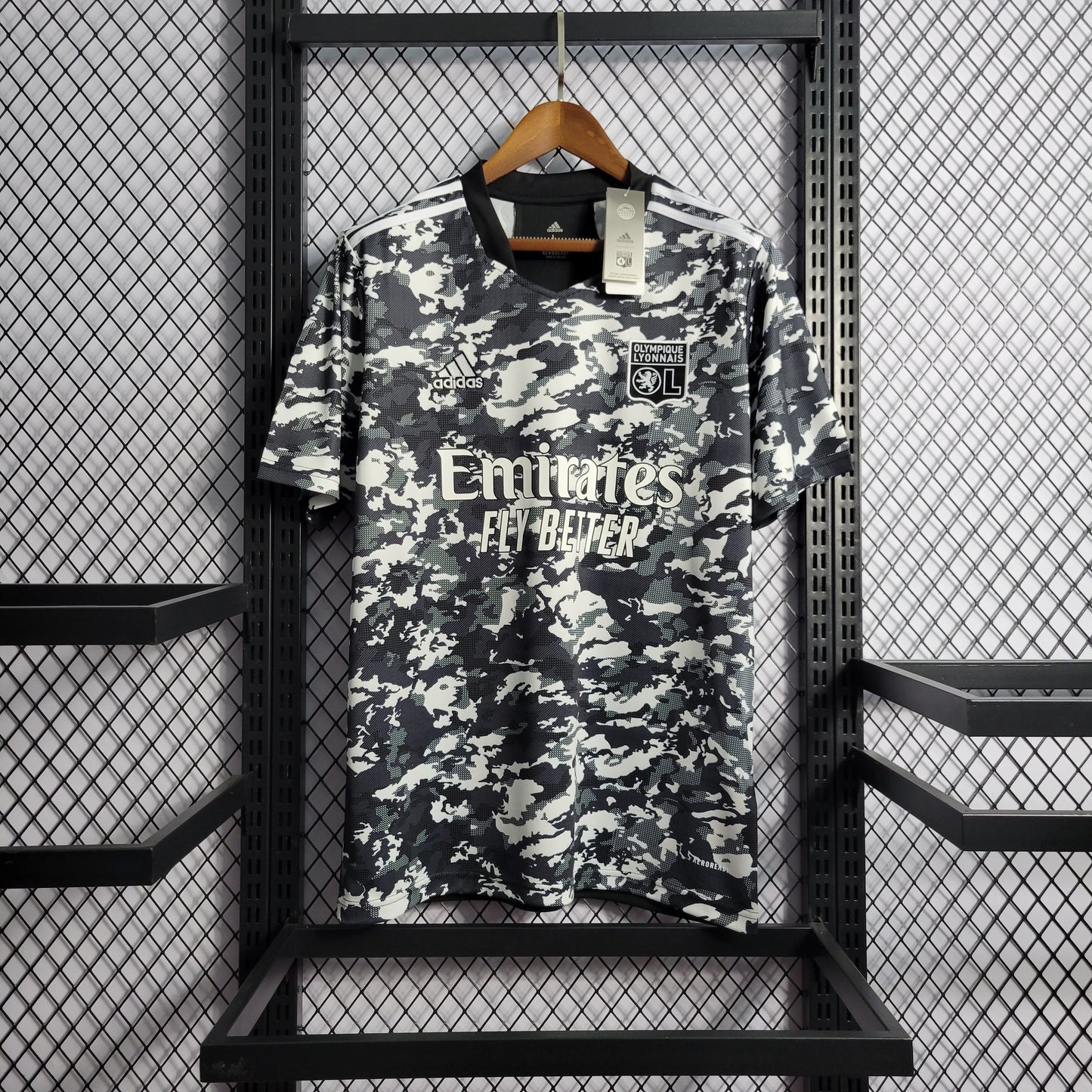 Camisola Lyon III 22/23 - Versão Adepto