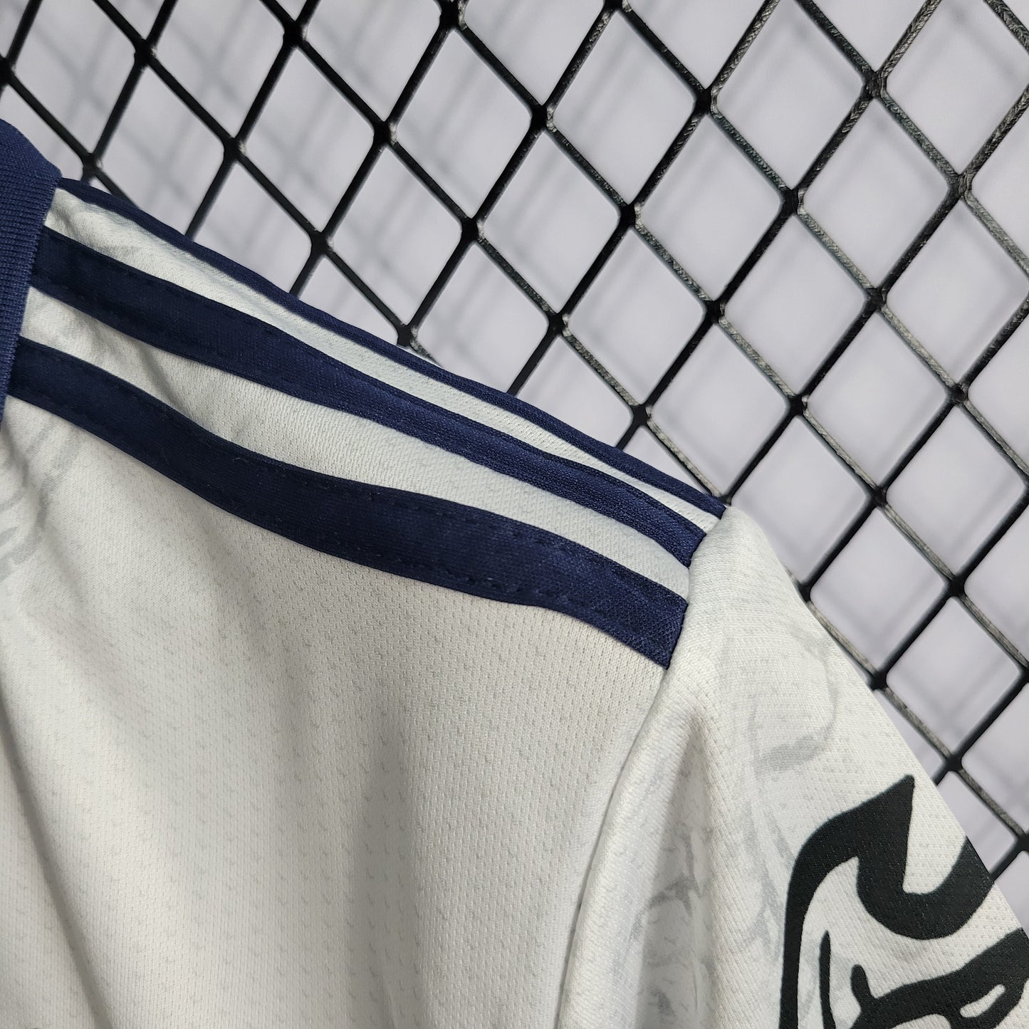 Camisola Real Madrid Edição Especial Dragão Chinês 22/23 - Versão Adepto