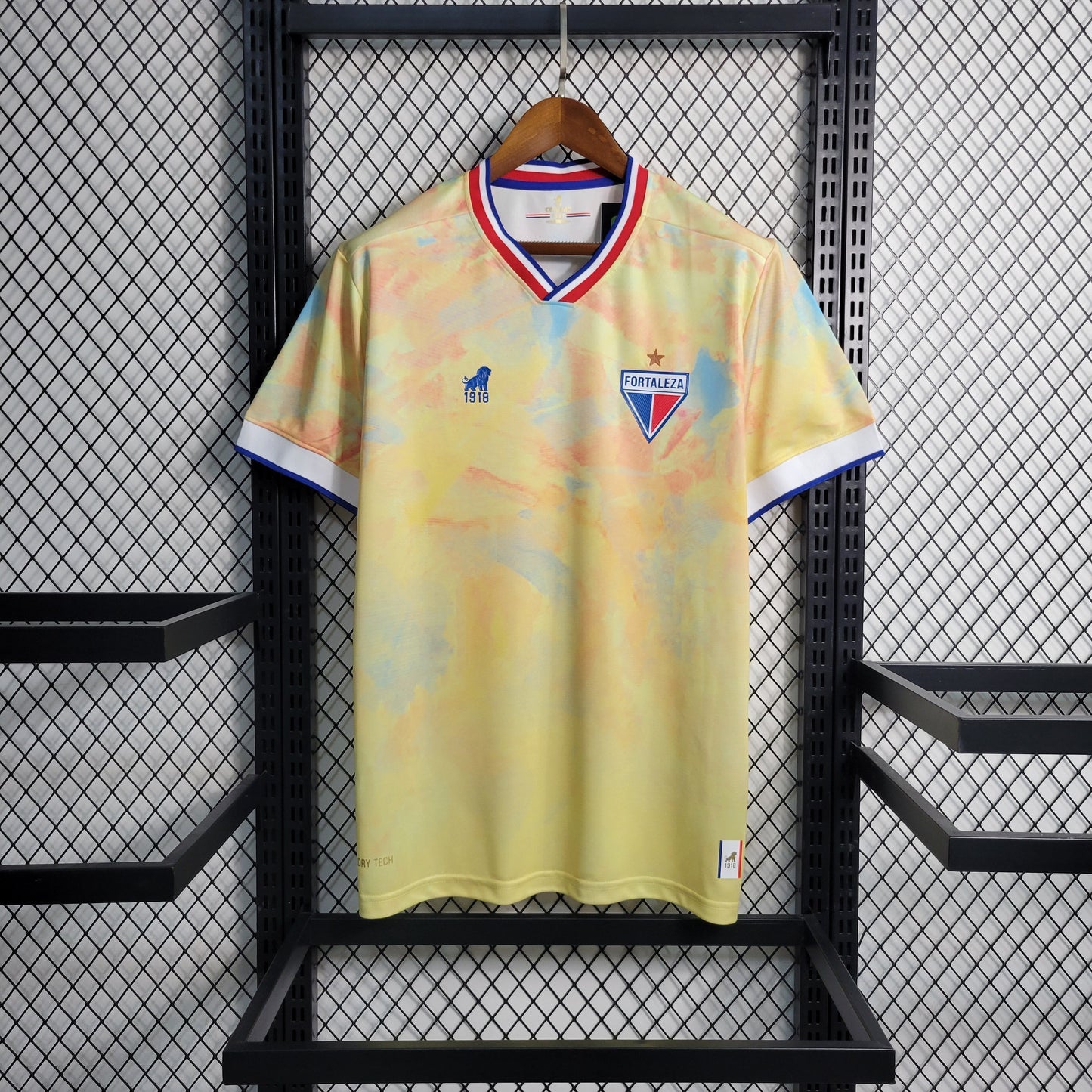 Camisola Fortaleza Edição Especial 23/24 - Adepto Masculina - Amarela