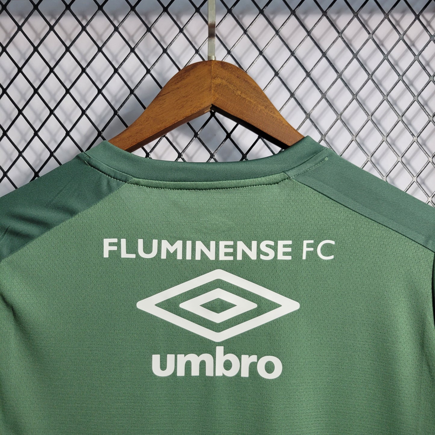 Camisola Fluminense Treino 23/24 - Umbro Adepto Masculina - Verde