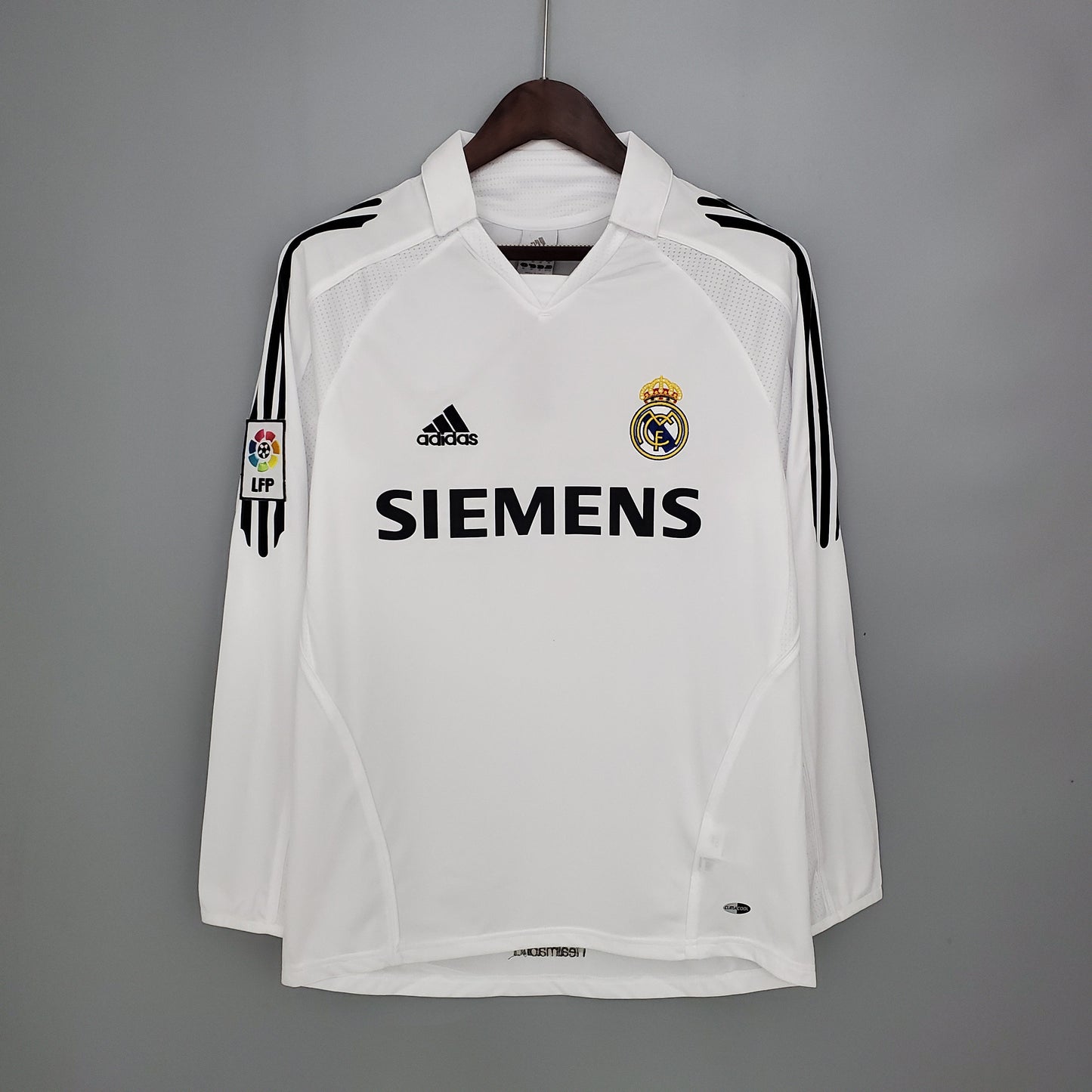 Camisola Real Madrid Titular 05/06 - Versão Retro Manga Comprida