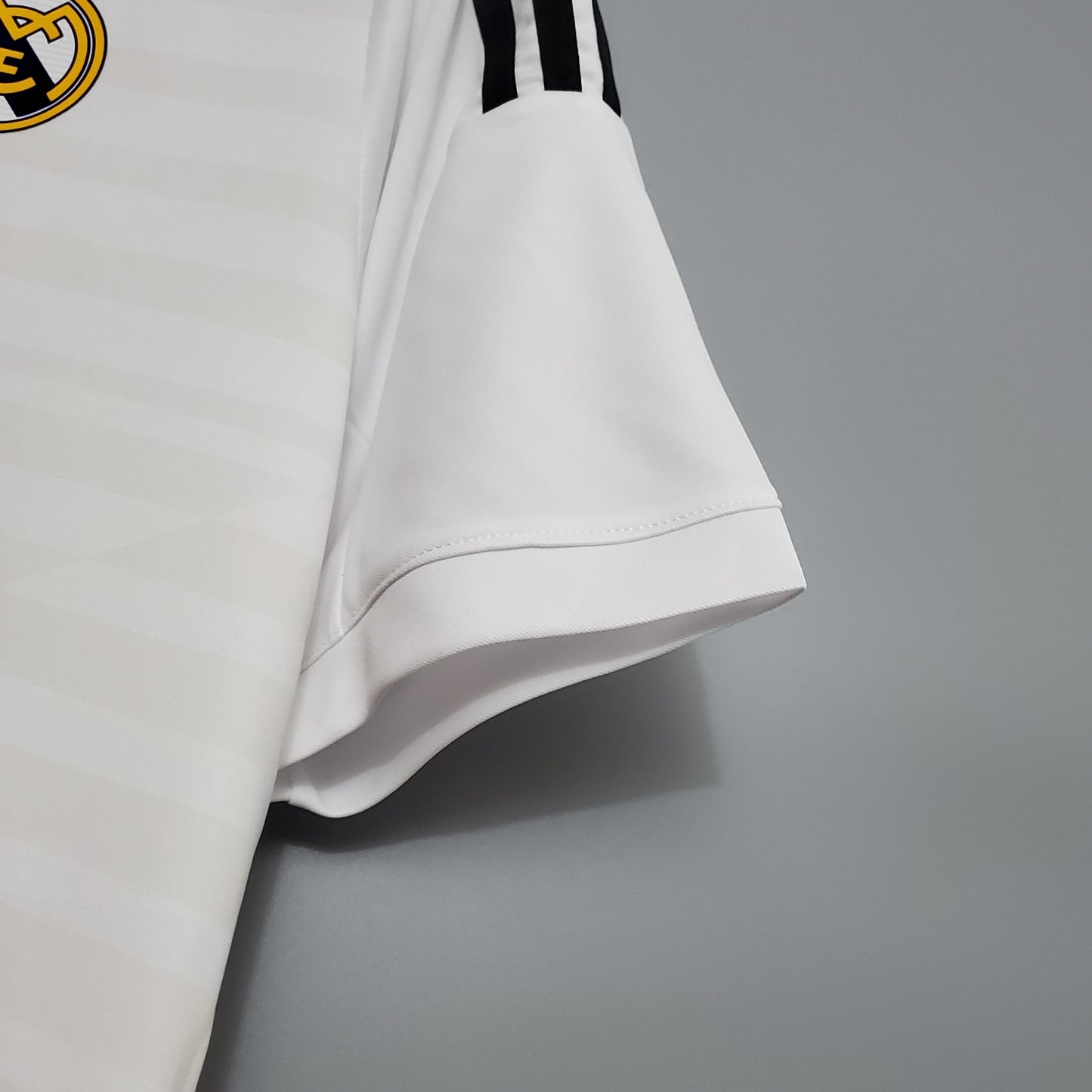 Camisola Real Madrid Titular 14/15 - Versão Retro