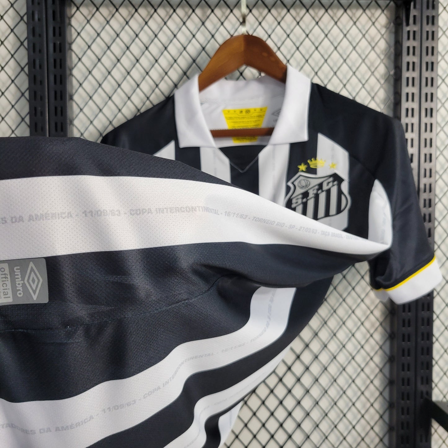 Camisola Santos Away 23/24 - Umbro Adepto Masculina