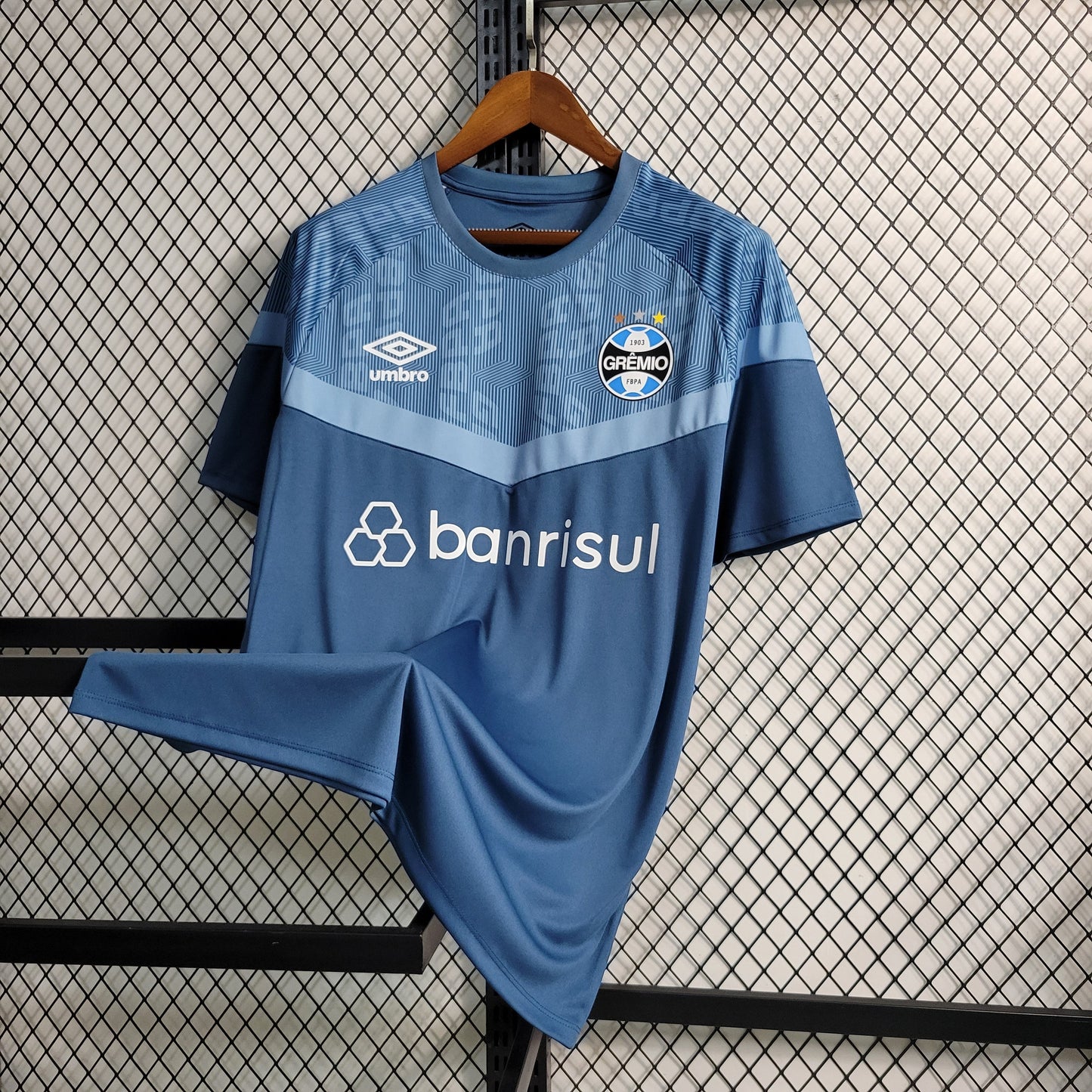 Camisola Grêmio Treino 23/24 - Umbro Adepto Masculina