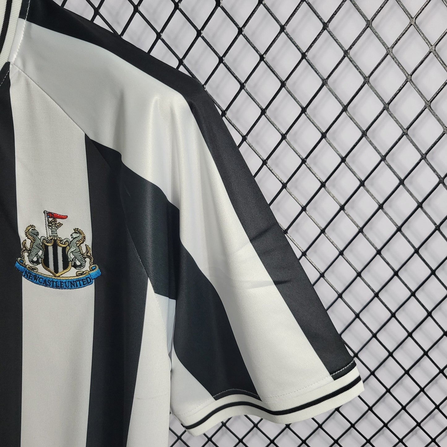 Camisola Newcastle Titular 22/23 - Versão Adepto