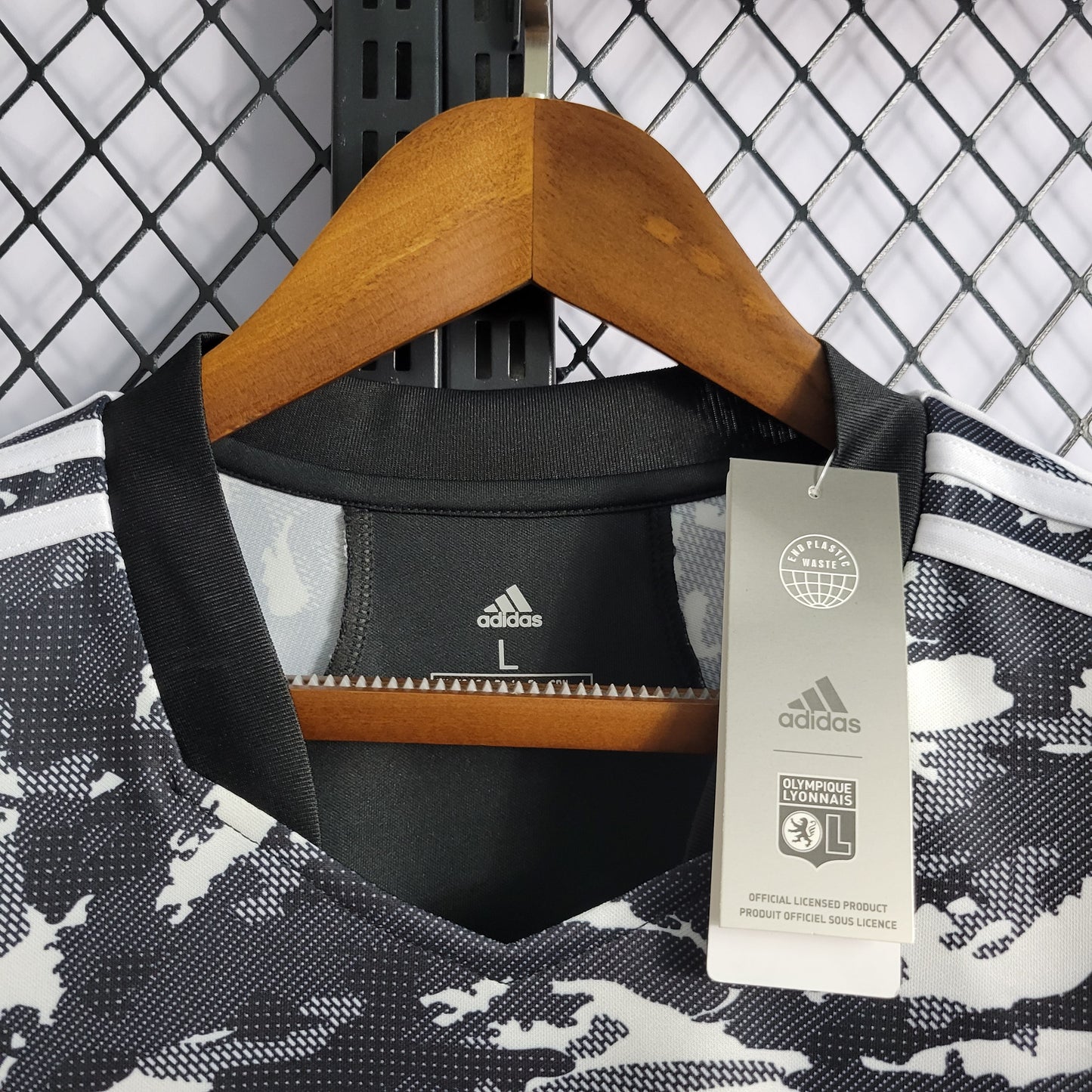 Camisola Lyon III 22/23 - Versão Adepto