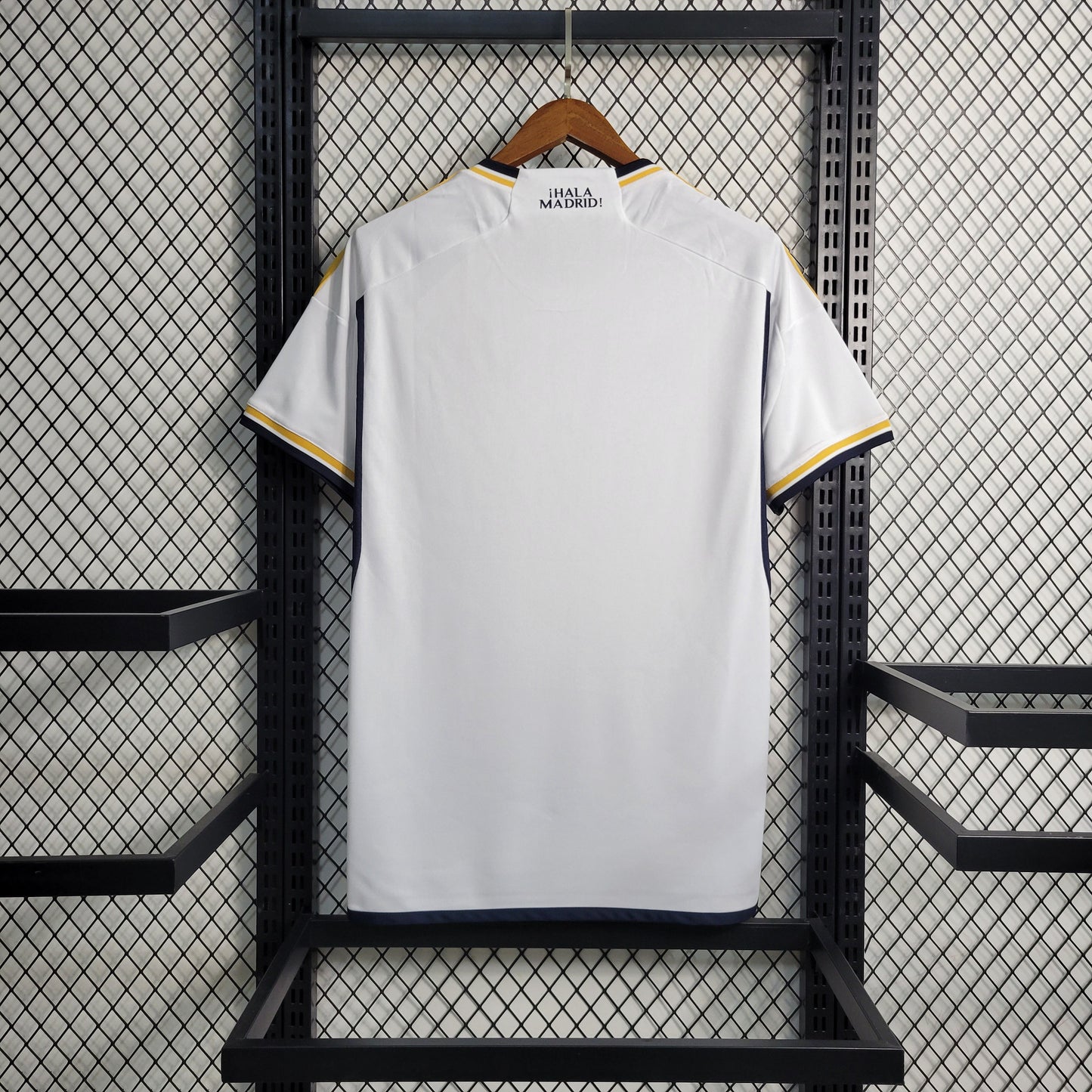 Camisola Real Madrid Home 23/24 - Adidas Adepto Masculina