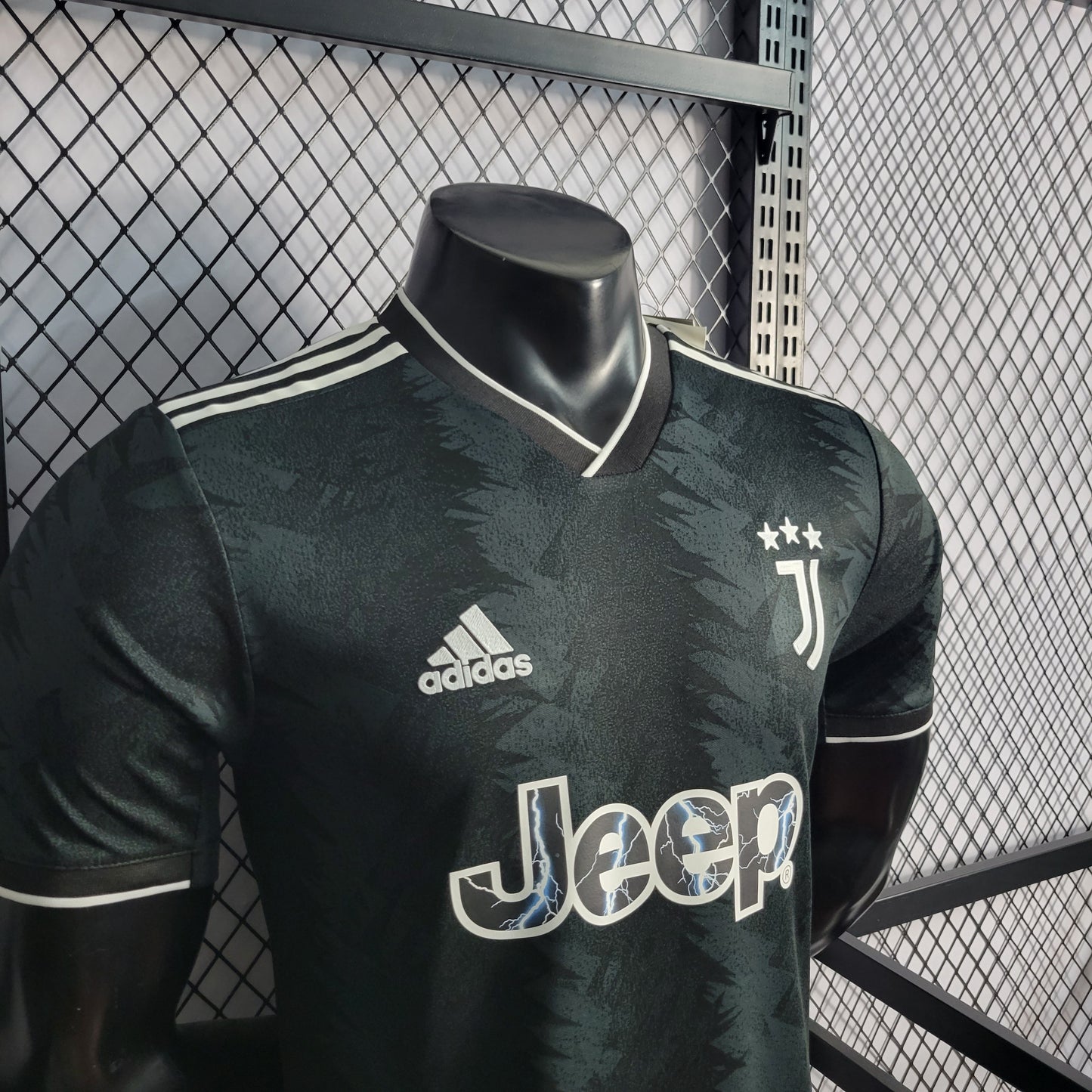 Camisola Juventus Reserva 22/23 - Versão Jogador