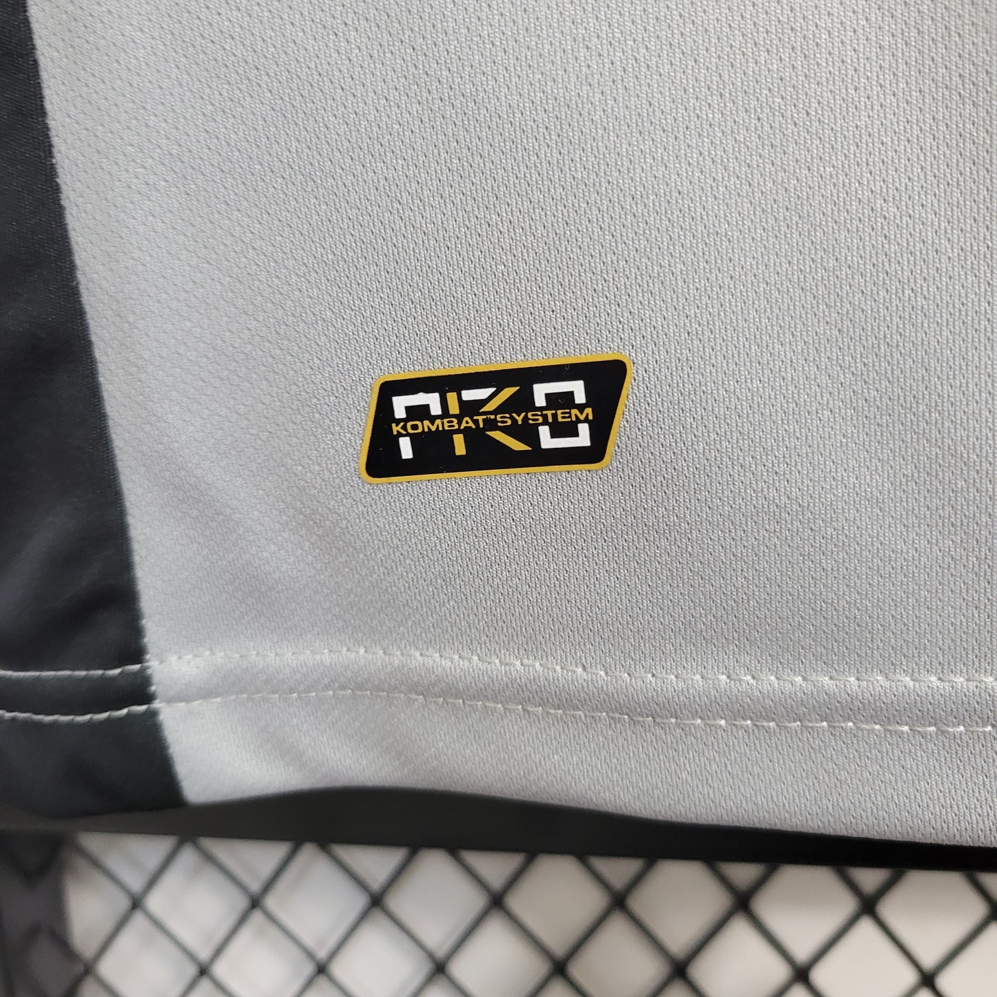 Camisola Vasco Treino 22/23 - Kappa Adepto Masculina - Cinza