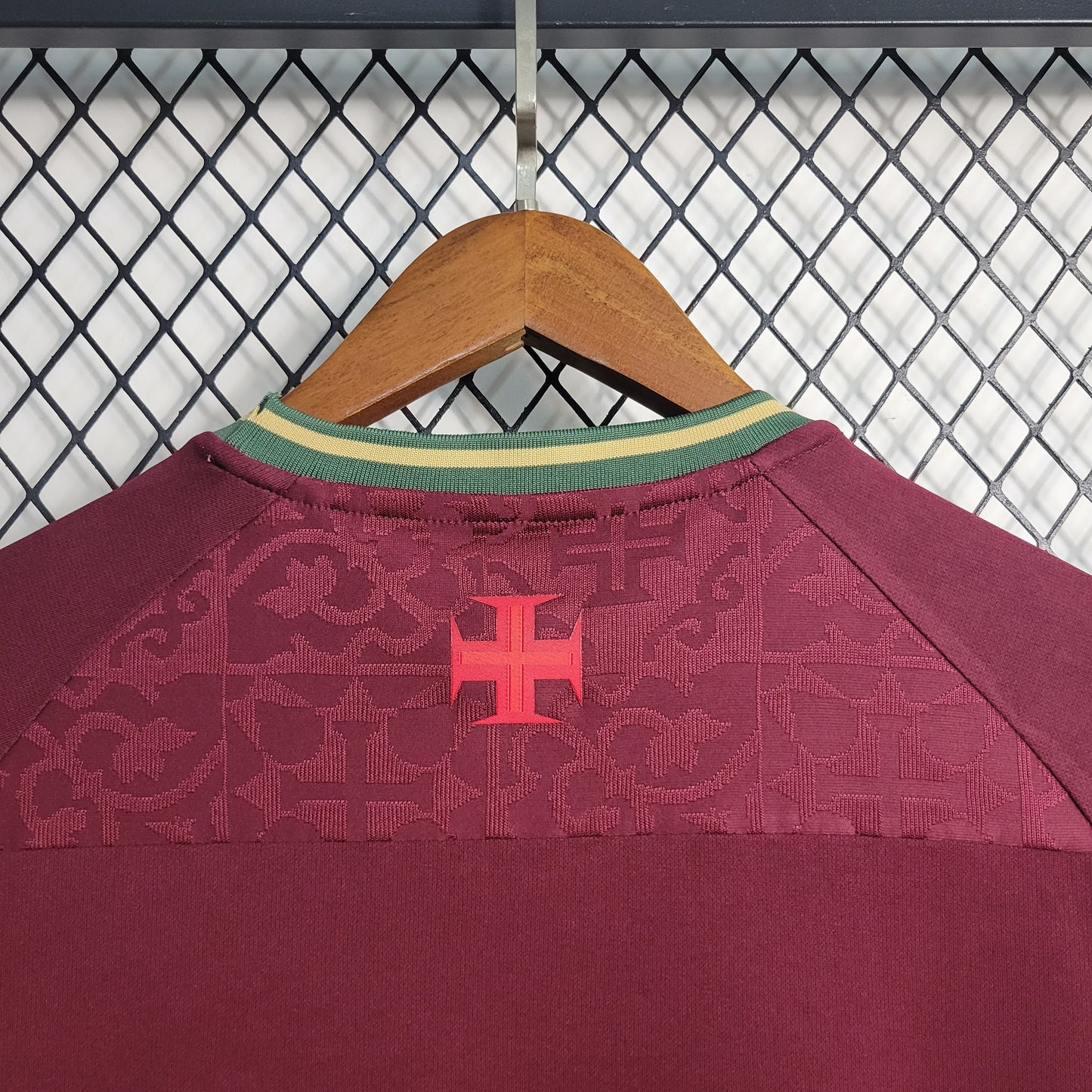 Camisola Vasco Especial 22/23 - Kappa Adepto Masculina - Vinho