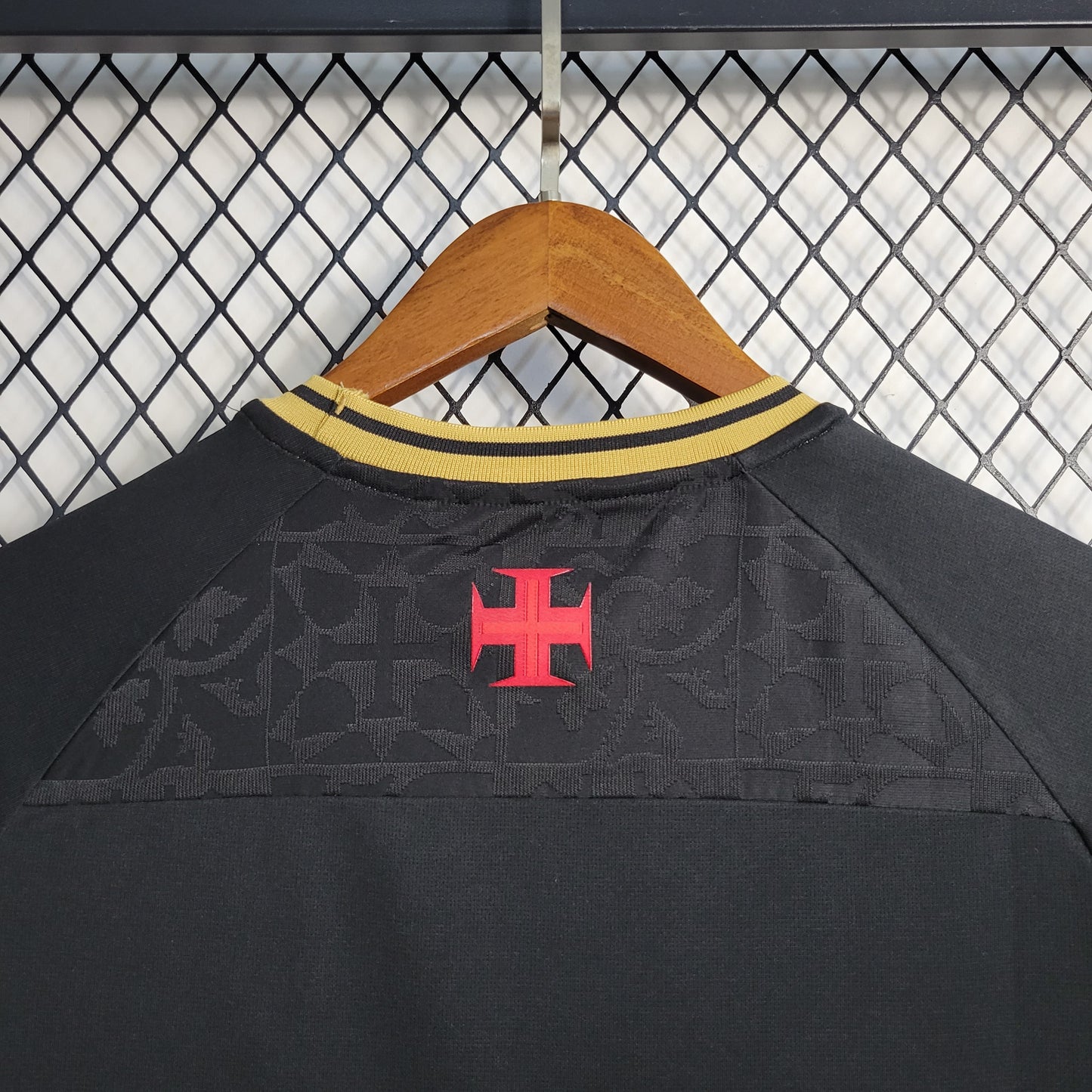Camisola Vasco Especial 22/23 - Kappa Adepto Masculina - Preta