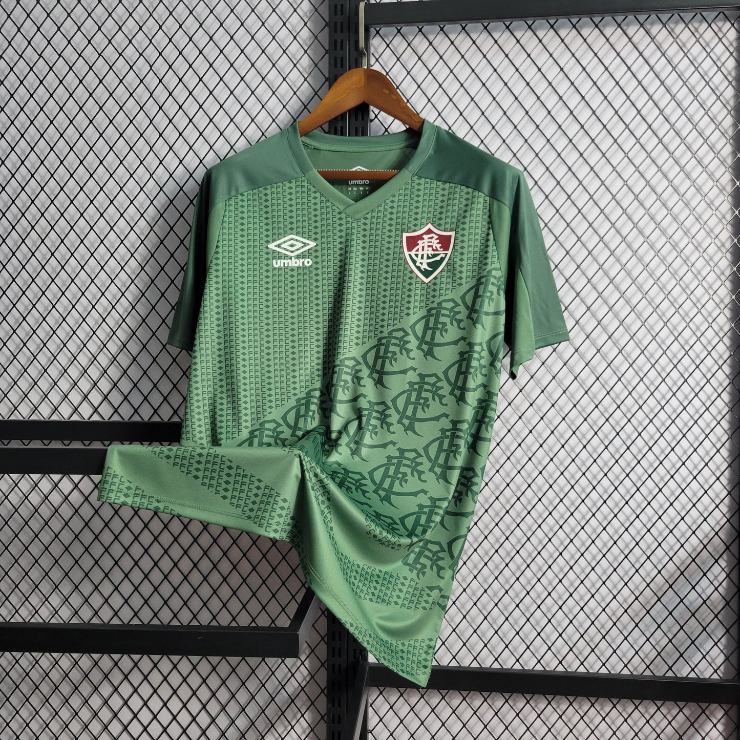Camisola Fluminense Treino 23/24 - Umbro Adepto Masculina - Verde