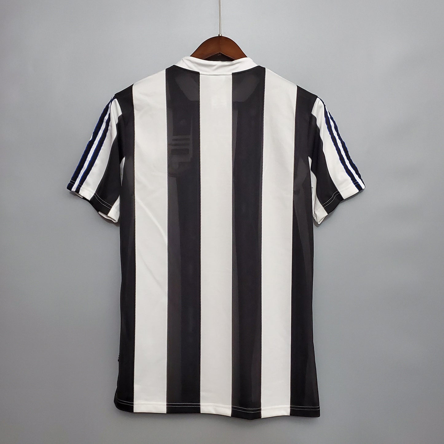 Camisola Newcastle Titular 95/97 - Versão Retro