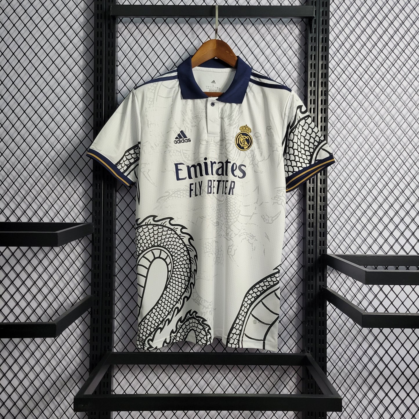 Camisola Real Madrid Edição Especial Dragão Chinês 22/23 - Versão Adepto