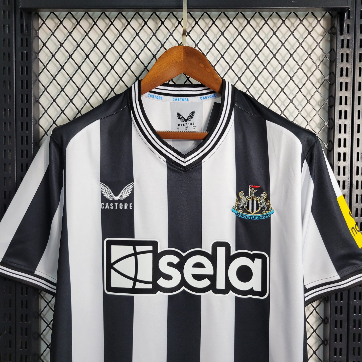 Camisola NewCastle Home 23/24 - Castore Adepto Masculina