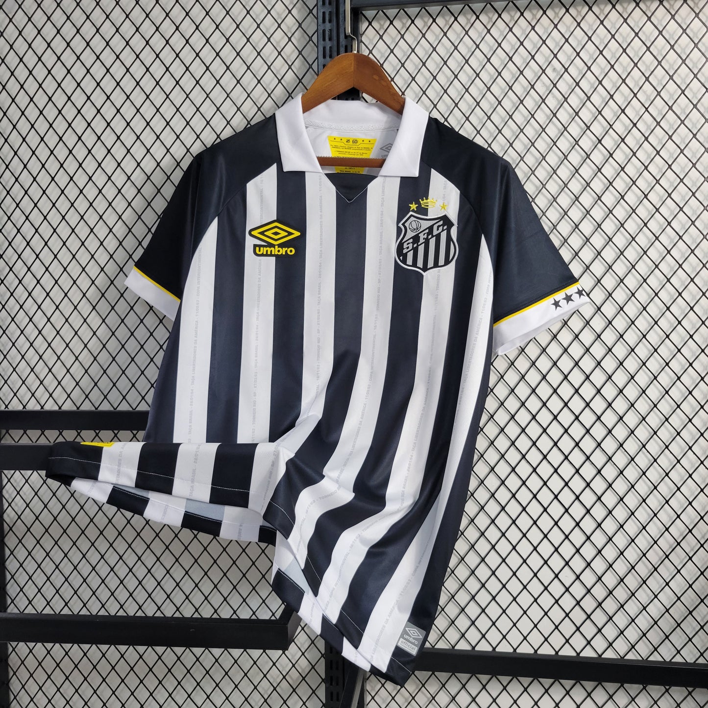 Camisola Santos Away 23/24 - Umbro Adepto Masculina
