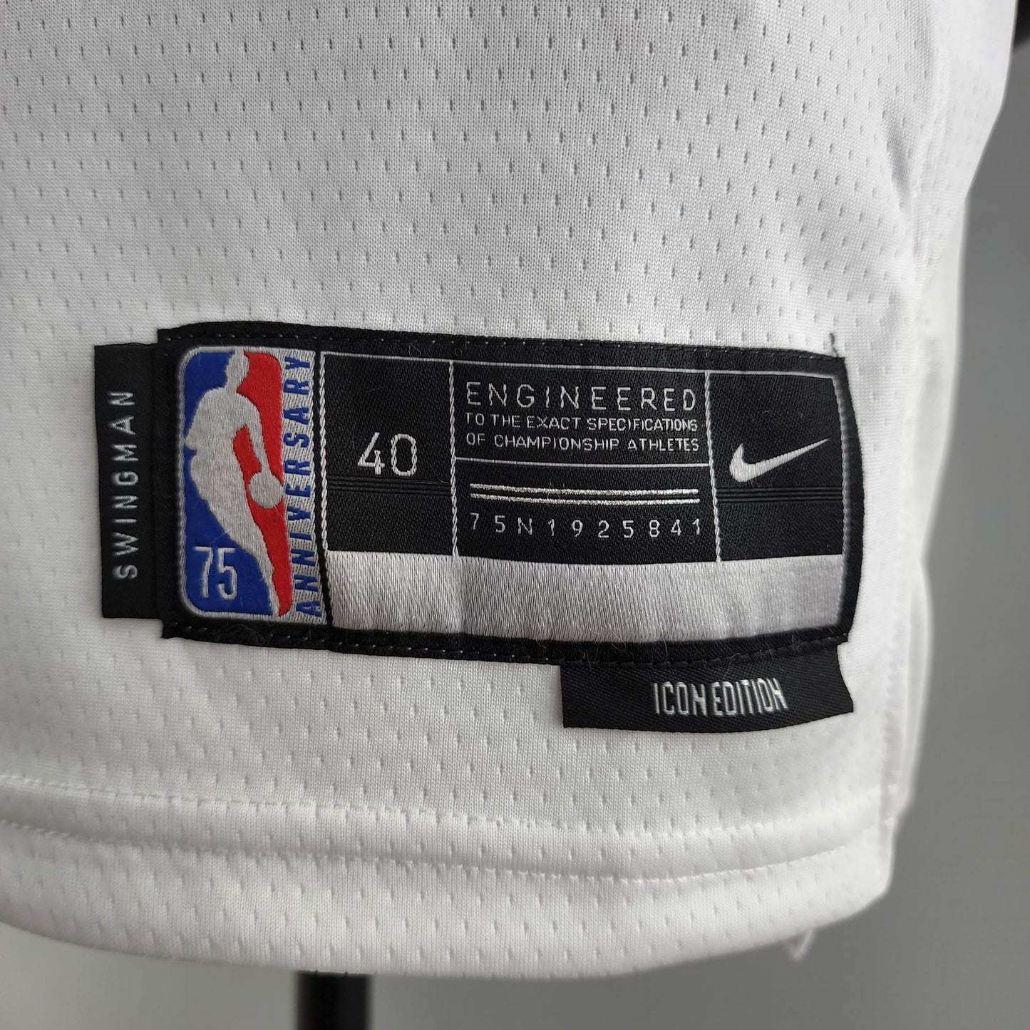 Camisola NBA Lakers #95 Toscano Branca 75° Aniversário  - 23/24