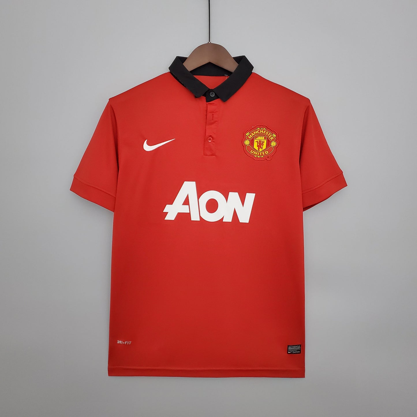 Manchester United Home Shirt 13/14 - Retro Version