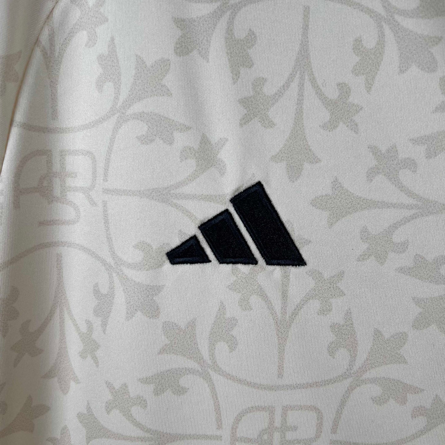 Camisola Roma Away 23/24 - Versão Adepto
