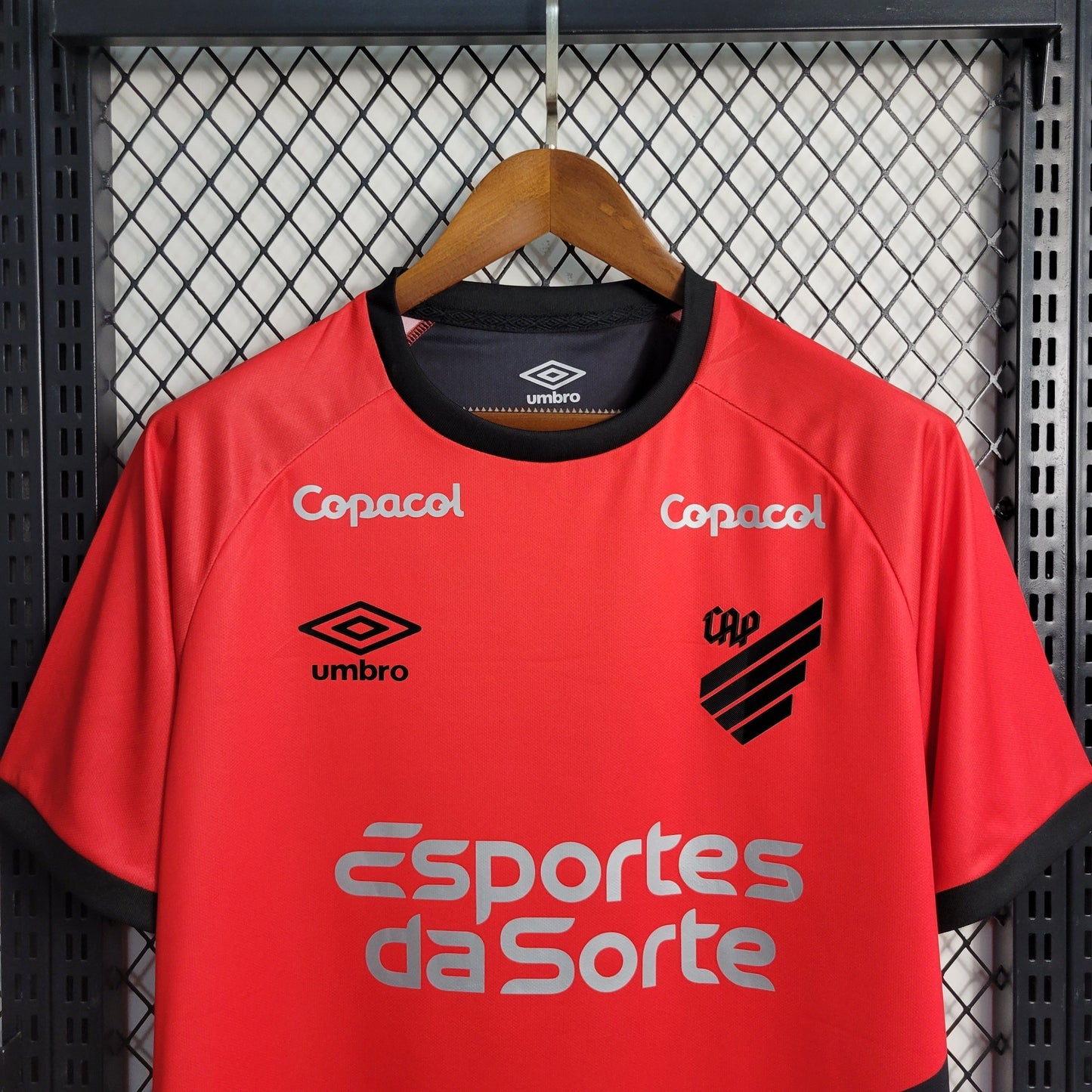 Camisola Athletico Paranaense Home 23/24 - Umbro Adepto Masculina