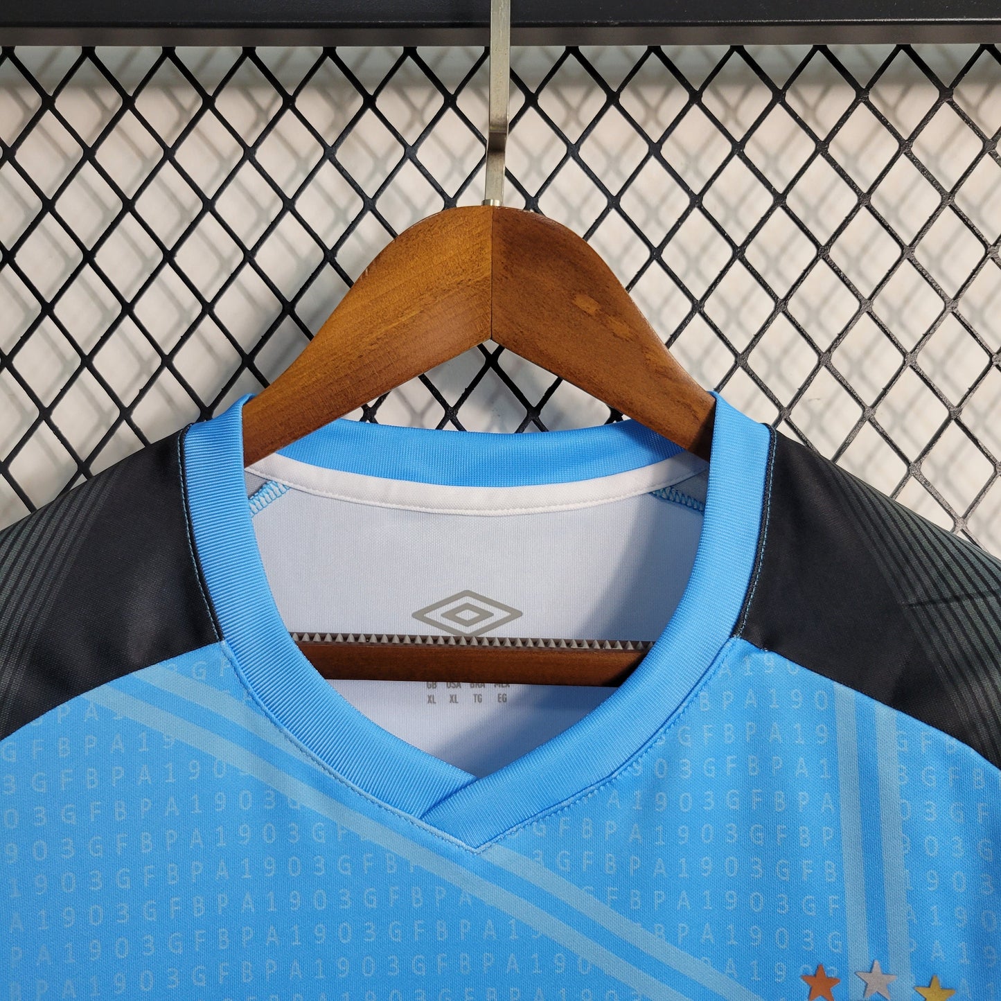 Camisola Grêmio Treino II 23/24 - Umbro Adepto Masculina