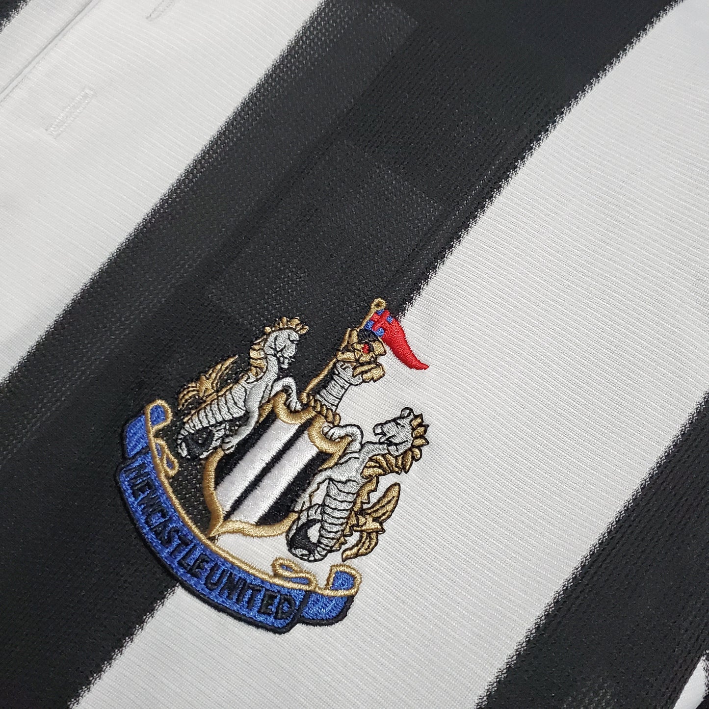 Camisola Newcastle Titular 95/97 - Versão Retro